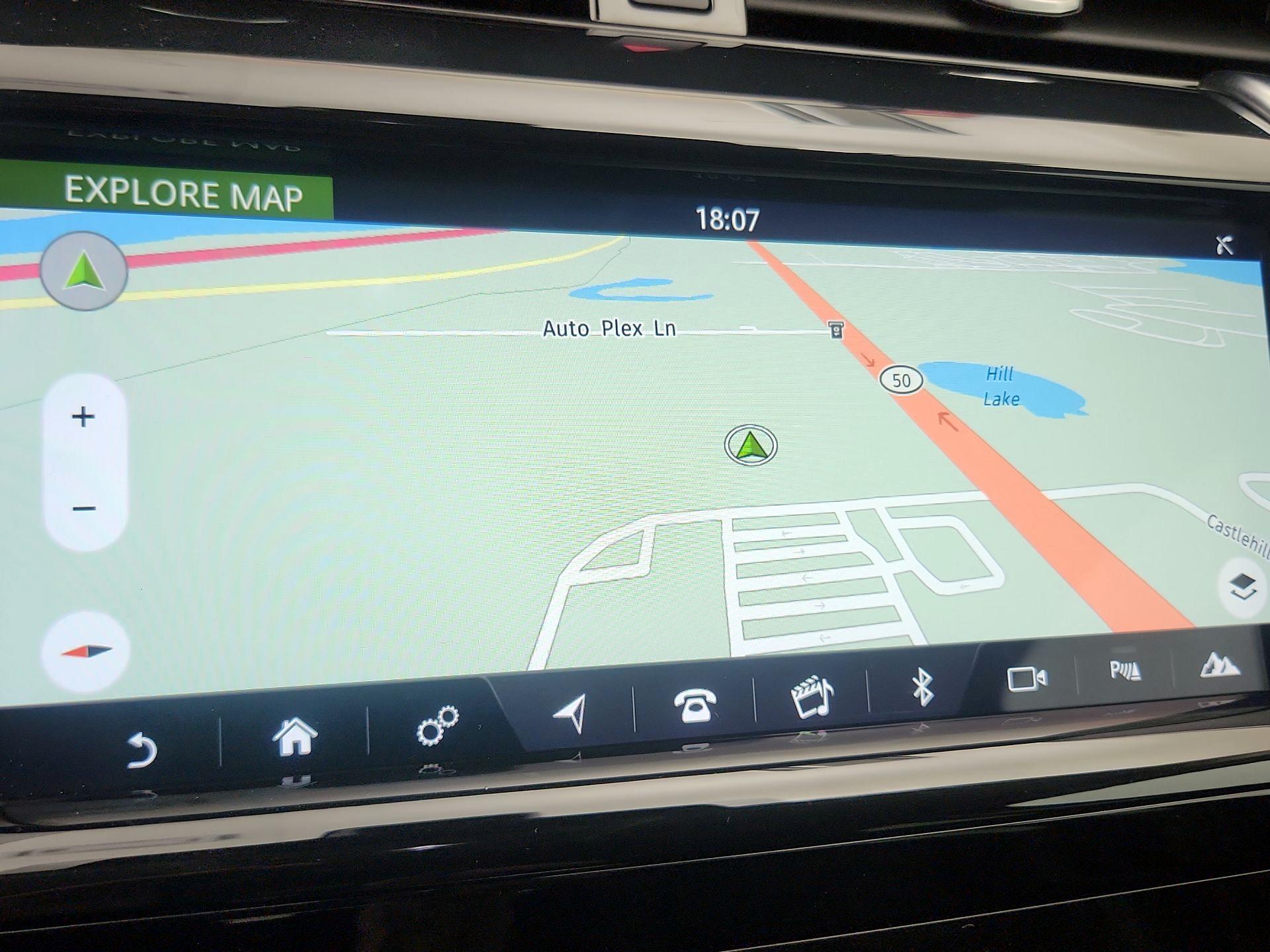 Thumbnail: 2020 Land Rover Discovery Sport - 14