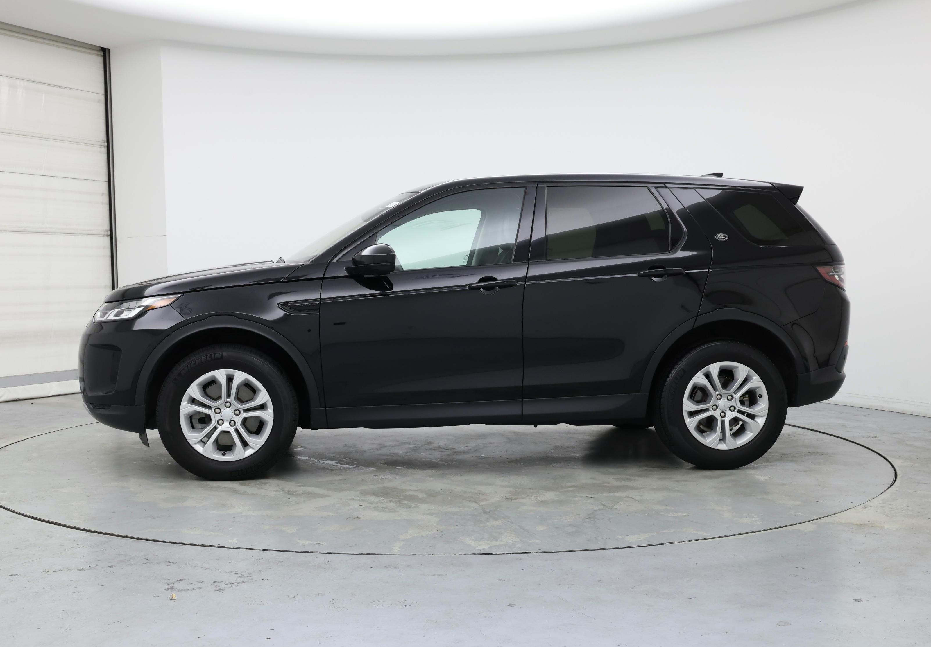 Thumbnail: 2020 Land Rover Discovery Sport - 3