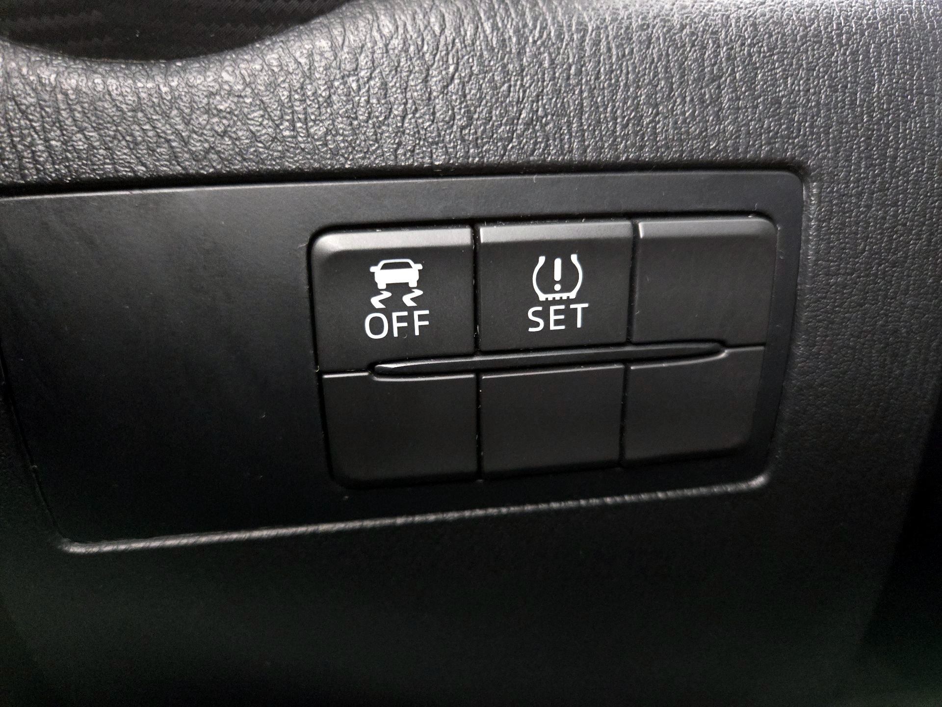 Thumbnail: 2016 Scion iA - 13
