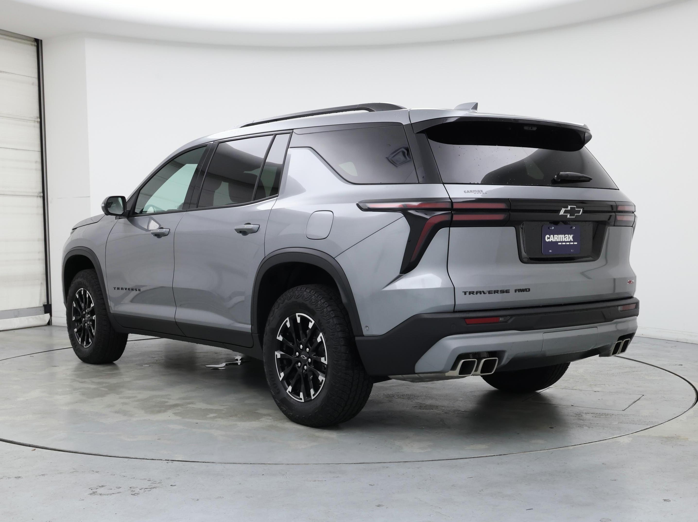 Thumbnail: 2025 Chevrolet Traverse - 2