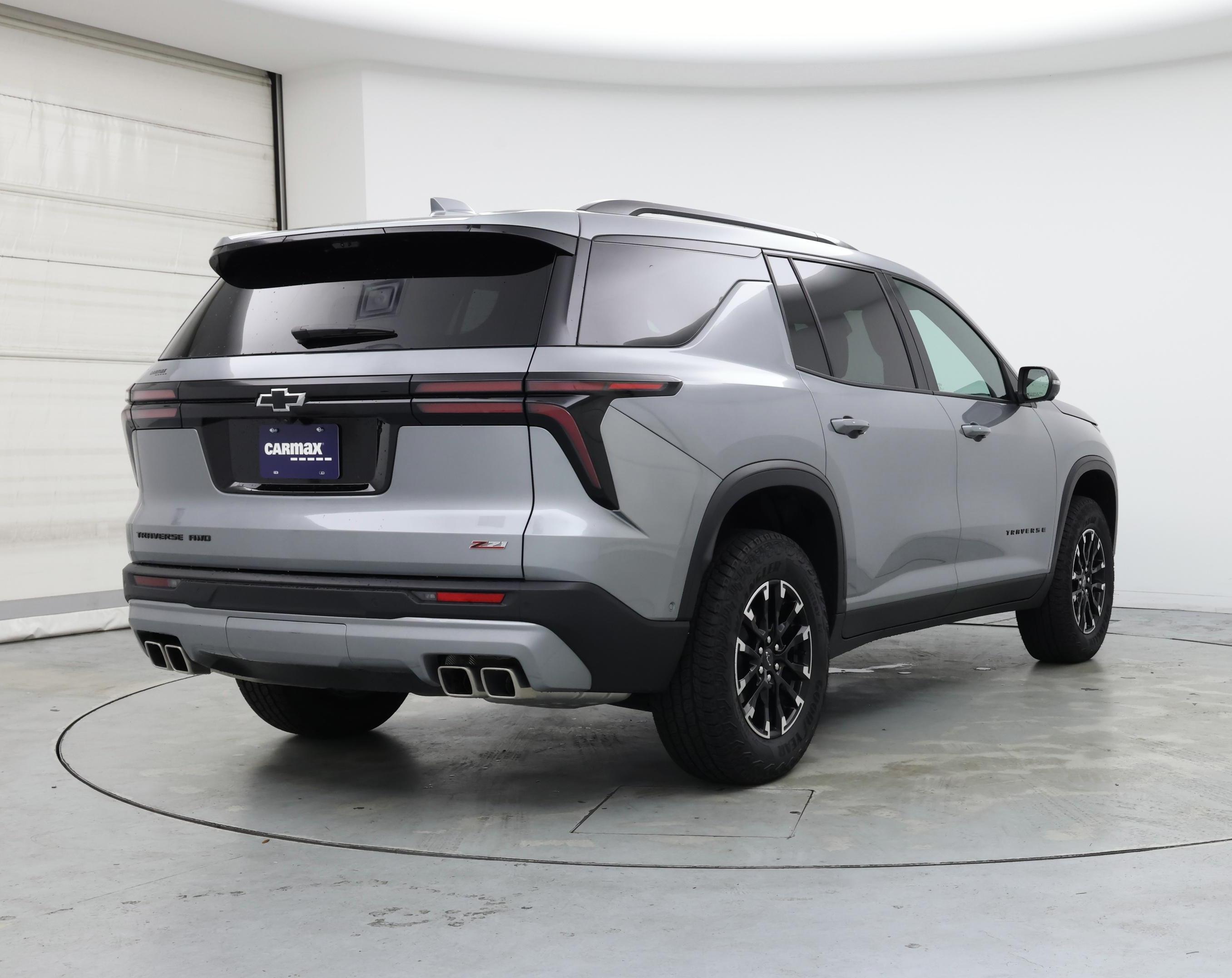 Thumbnail: 2025 Chevrolet Traverse - 8