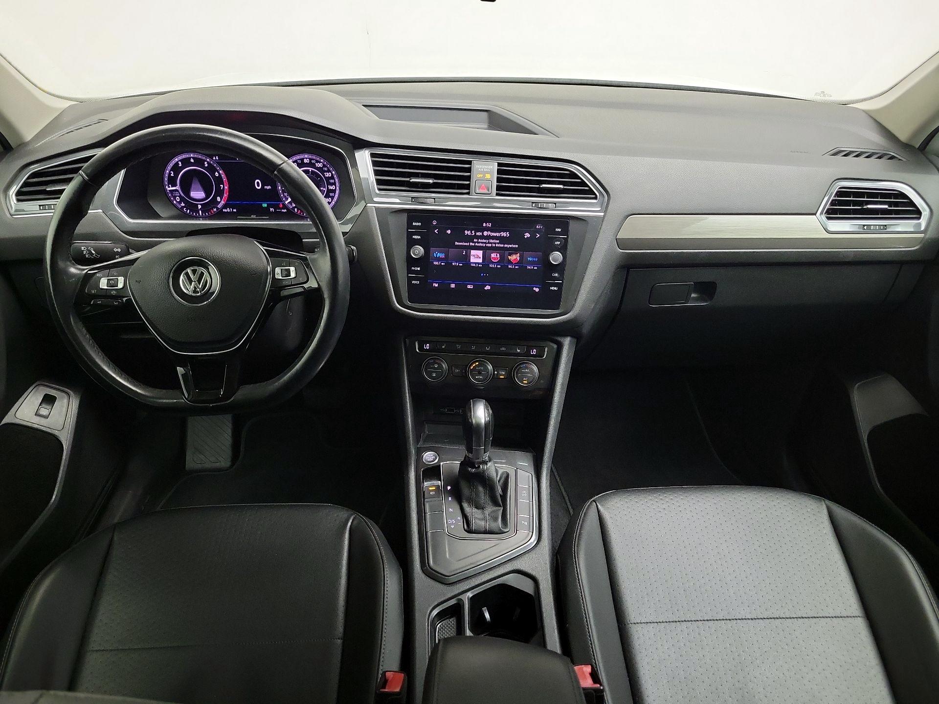 Thumbnail: 2019 Volkswagen Tiguan - 9