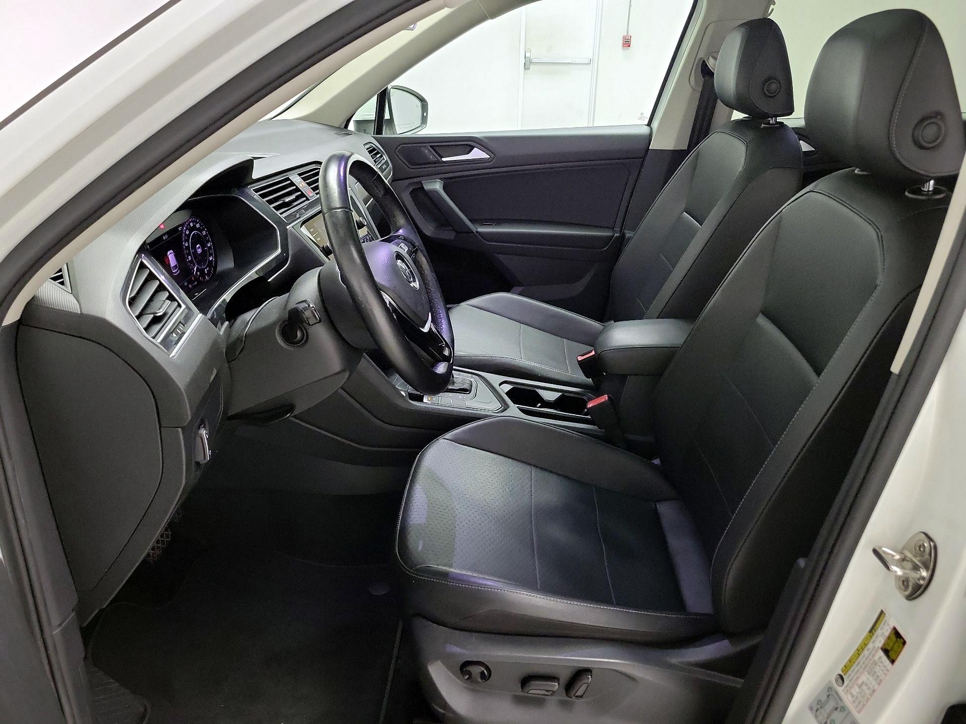 Thumbnail: 2019 Volkswagen Tiguan - 11