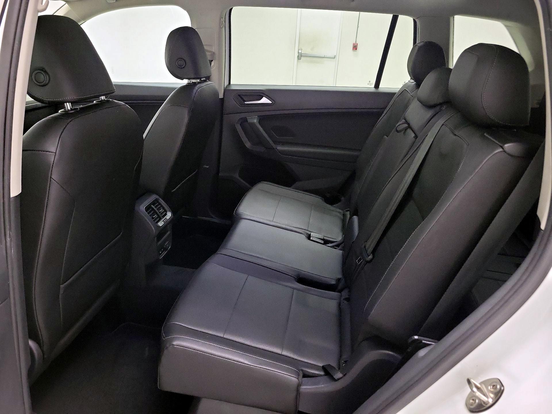 Thumbnail: 2019 Volkswagen Tiguan - 20