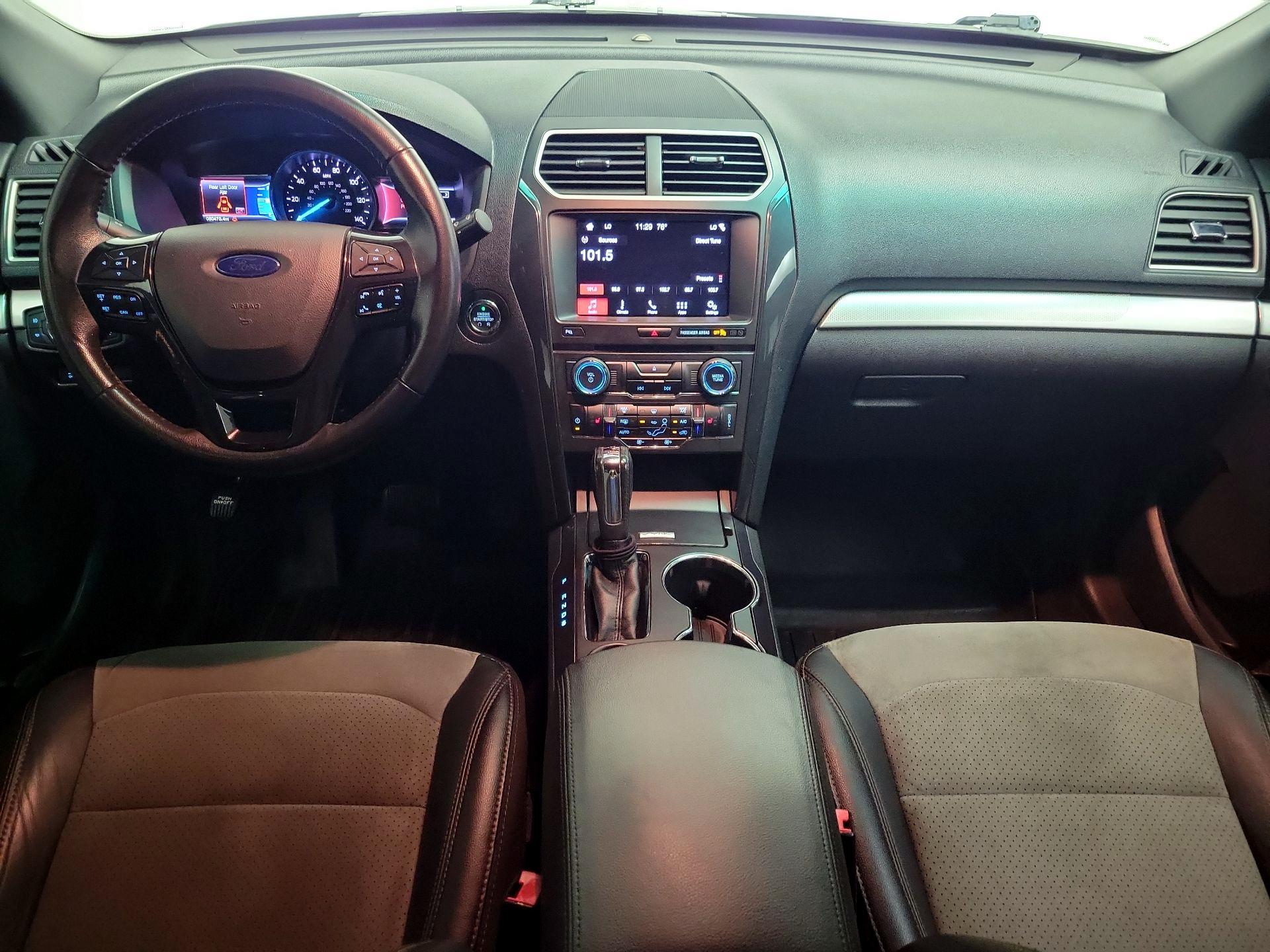 Thumbnail: 2017 Ford Explorer - 9