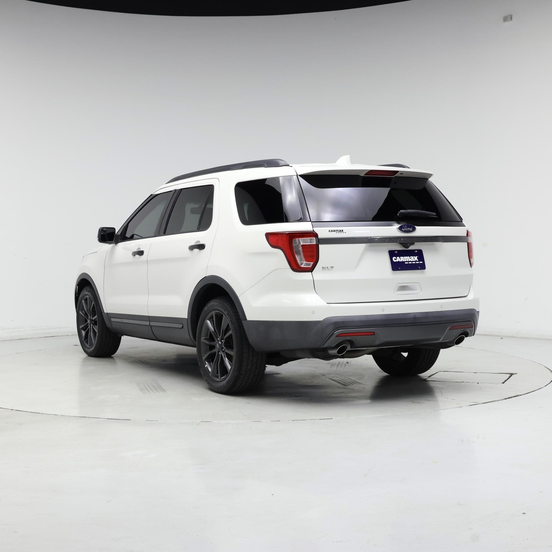 Thumbnail: 2017 Ford Explorer - 2