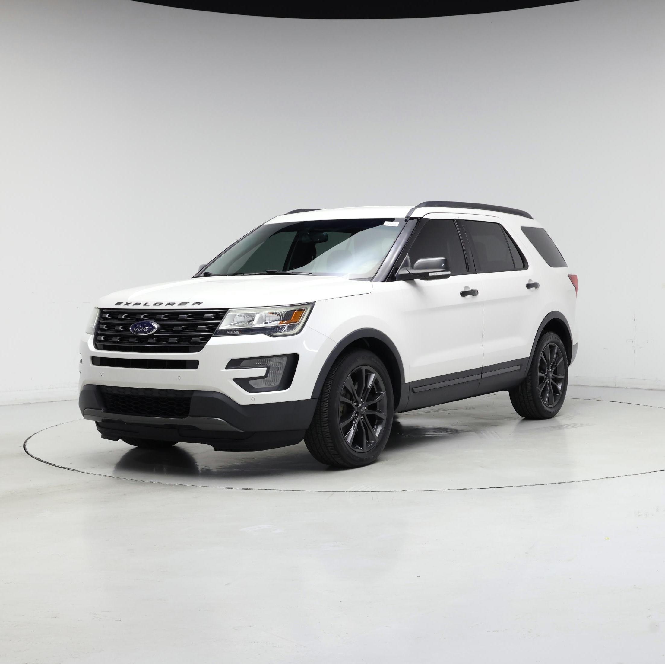 Thumbnail: 2017 Ford Explorer - 4