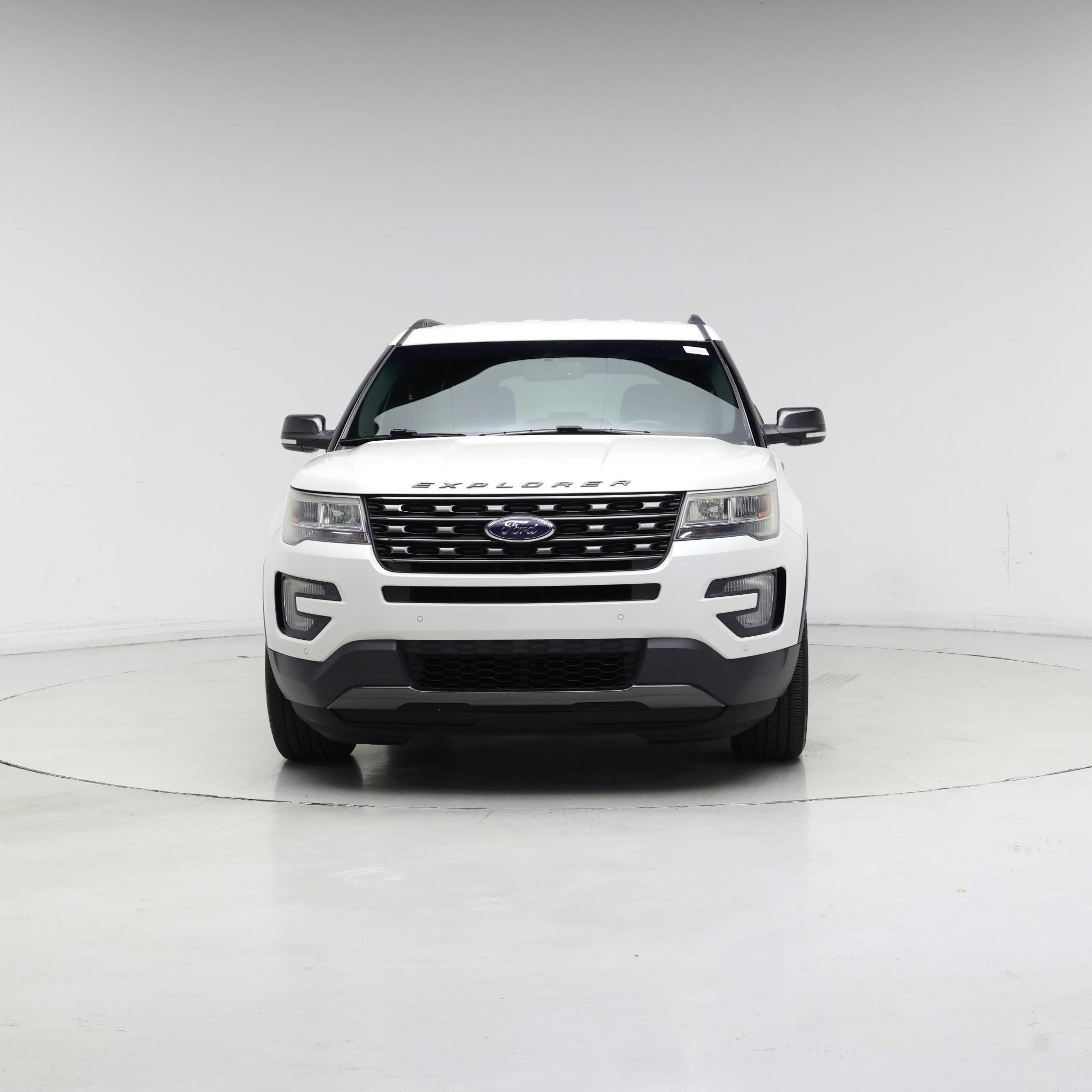 Thumbnail: 2017 Ford Explorer - 5