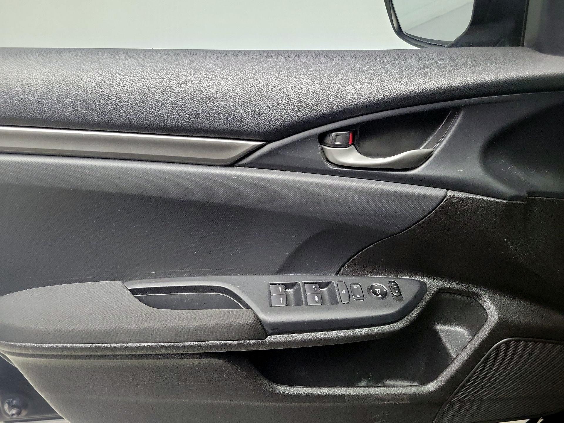 Thumbnail: 2020 Honda Civic - 12