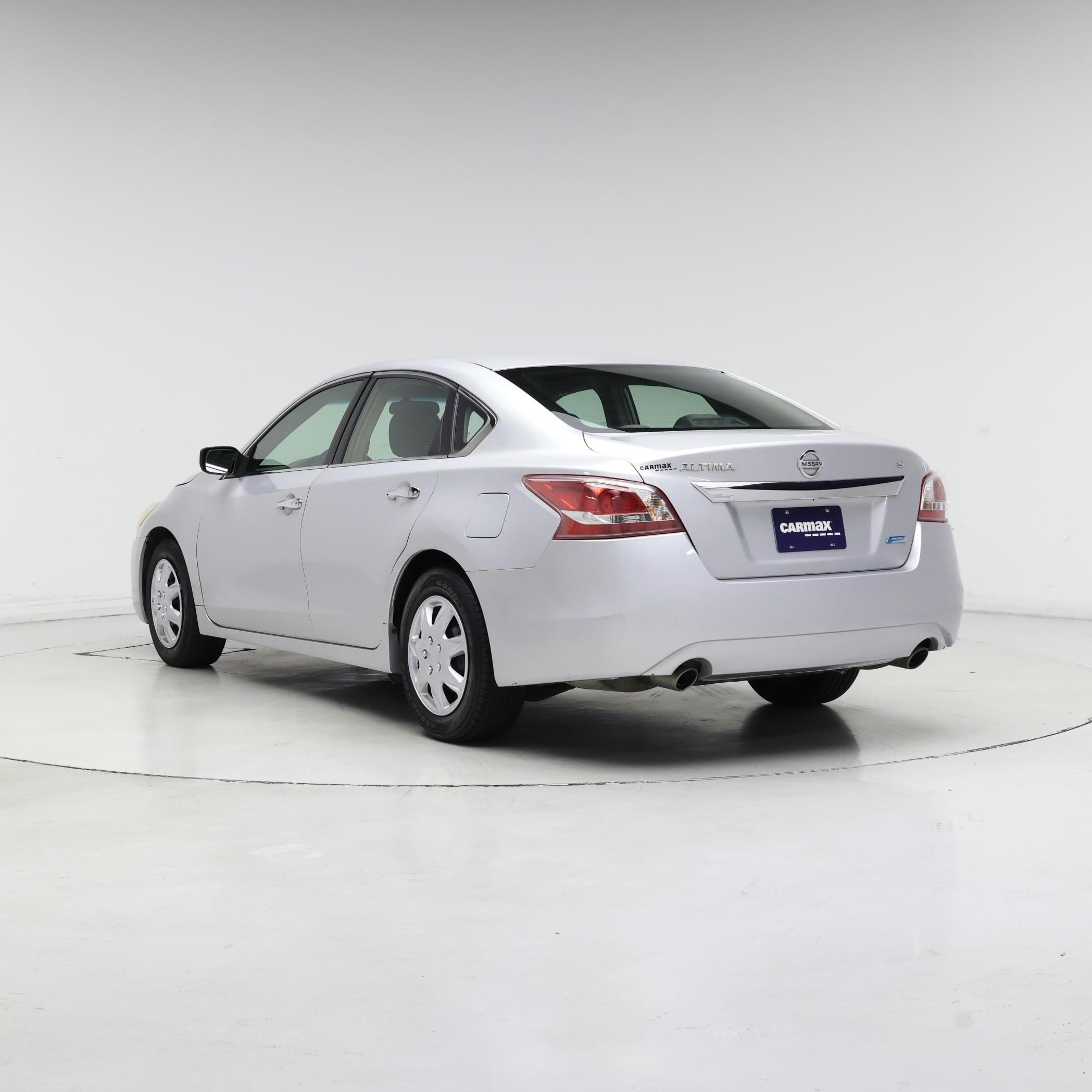 Thumbnail: 2013 Nissan Altima - 2