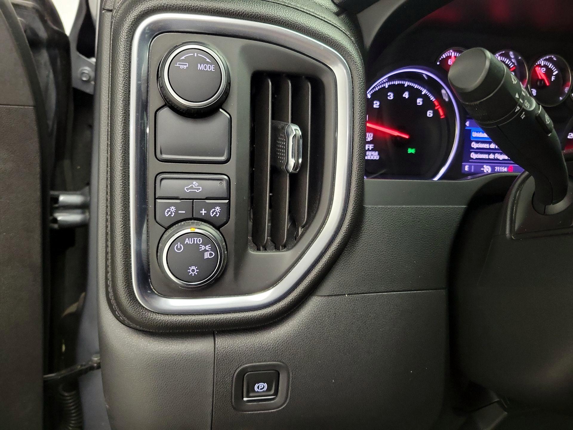 Thumbnail: 2020 Chevrolet Silverado 1500 - 13