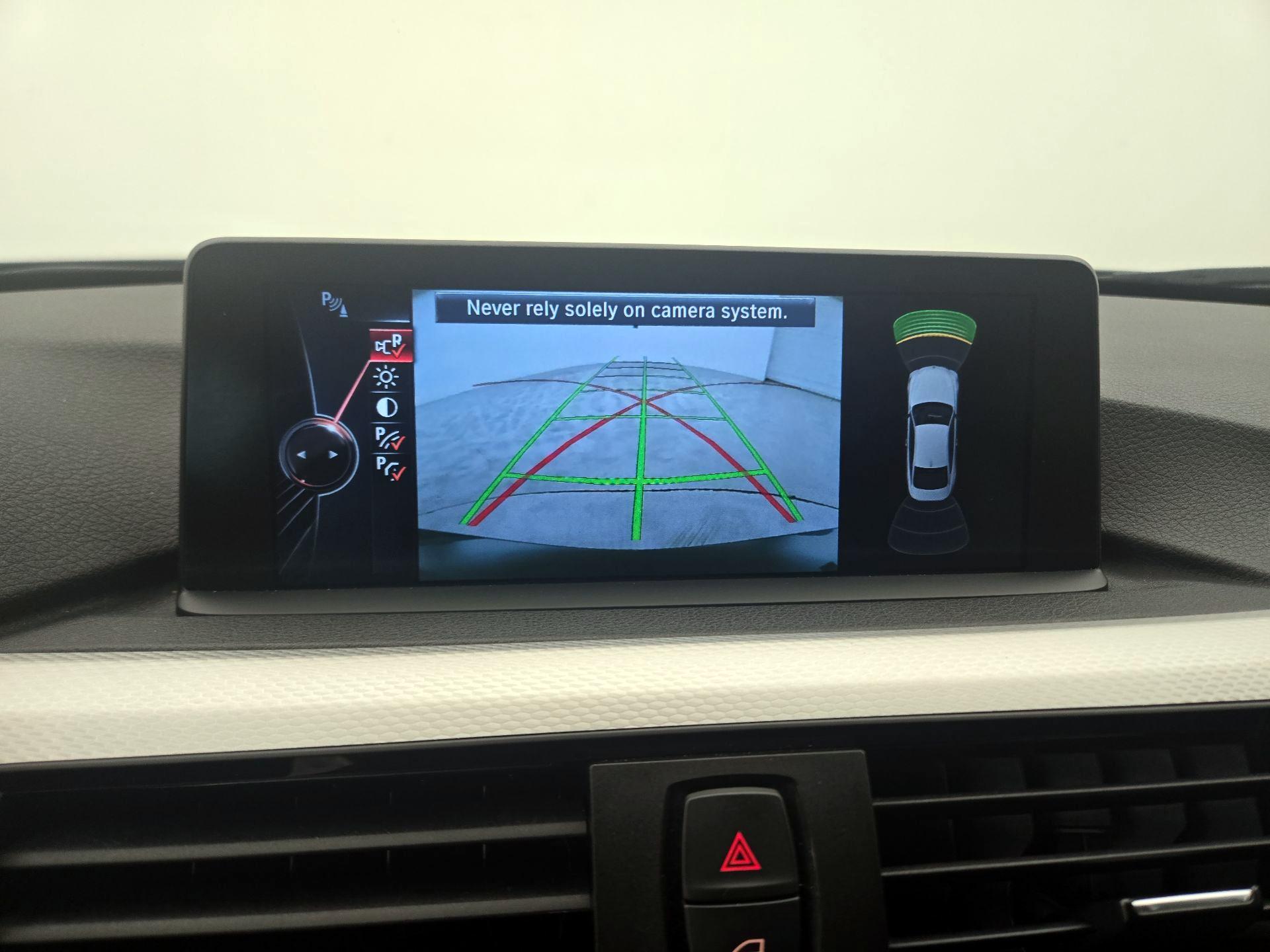 Thumbnail: 2015 BMW 4 Series - 15