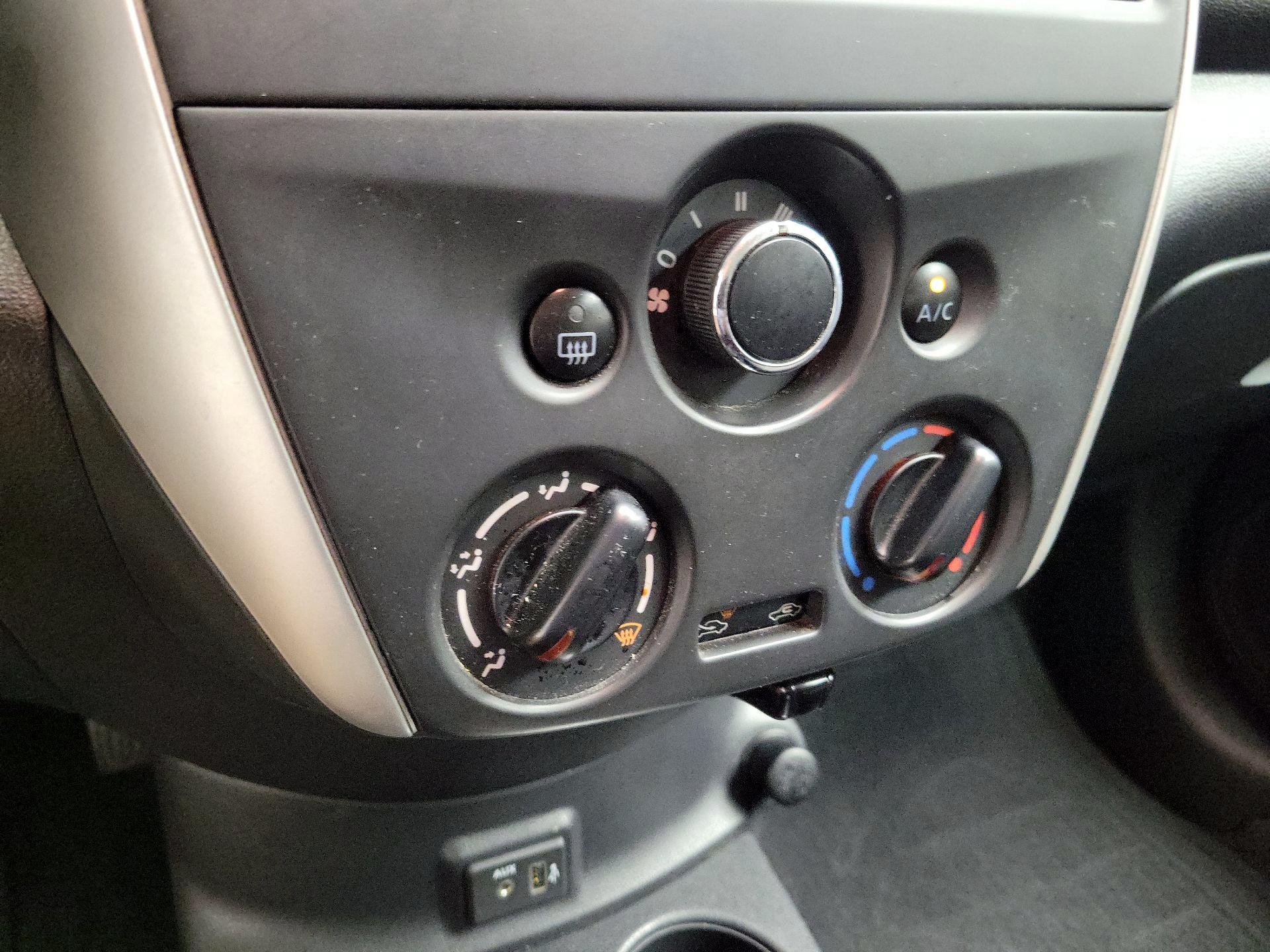 Thumbnail: 2018 Nissan Versa - 15