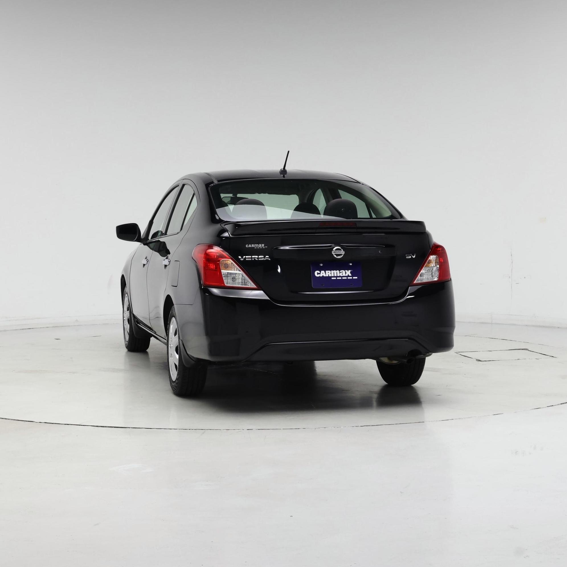Thumbnail: 2018 Nissan Versa - 6