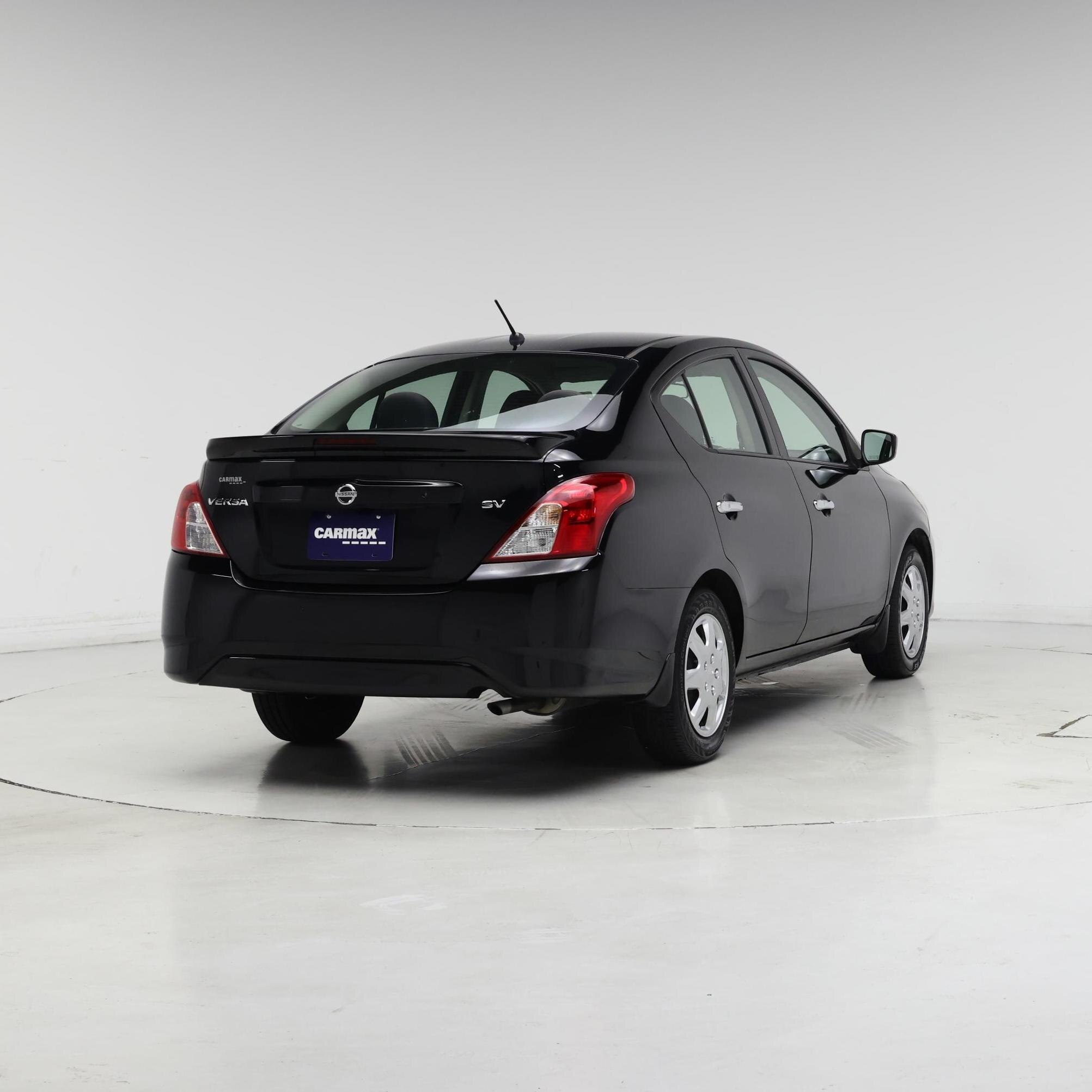 Thumbnail: 2018 Nissan Versa - 8
