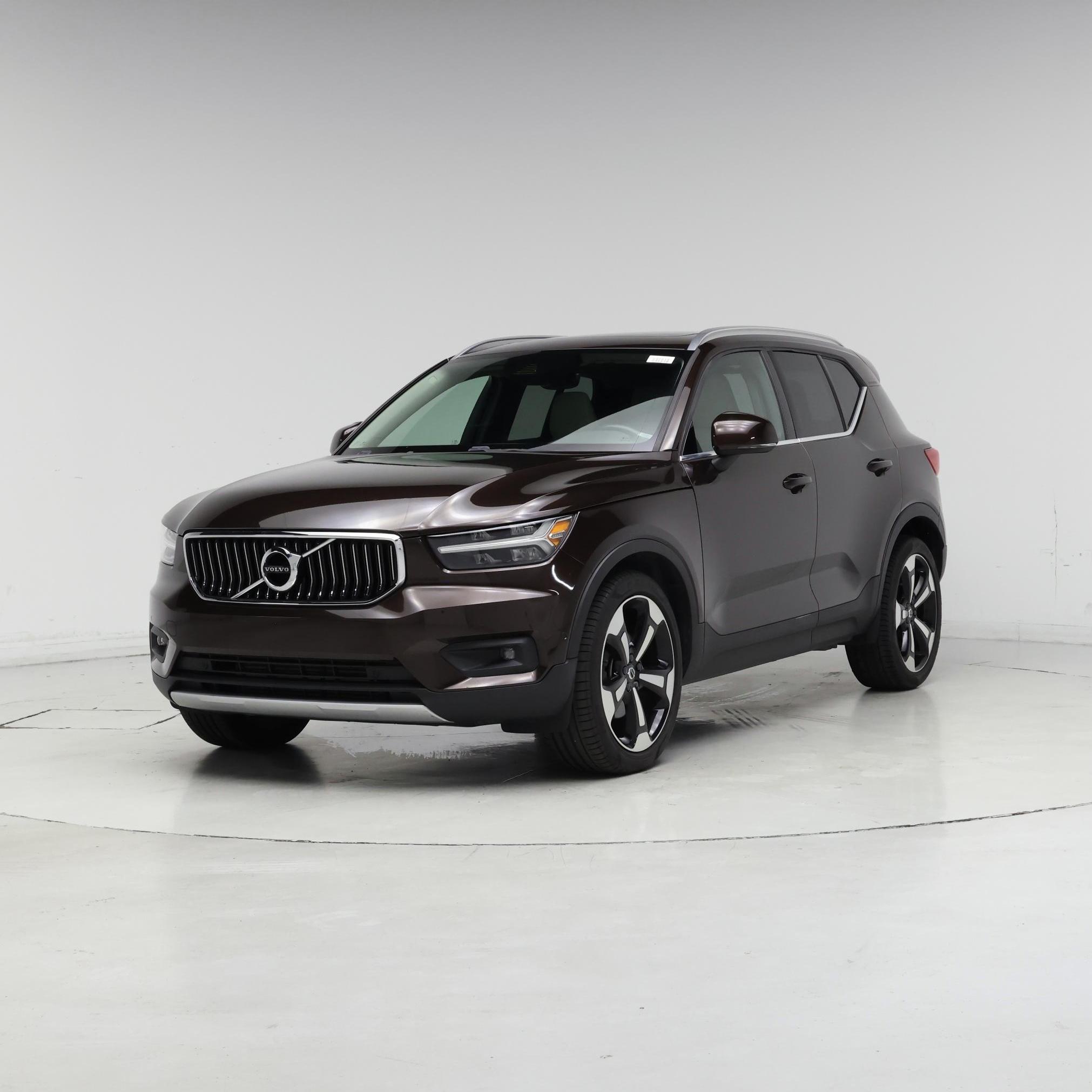 Thumbnail: 2019 Volvo XC40 - 4