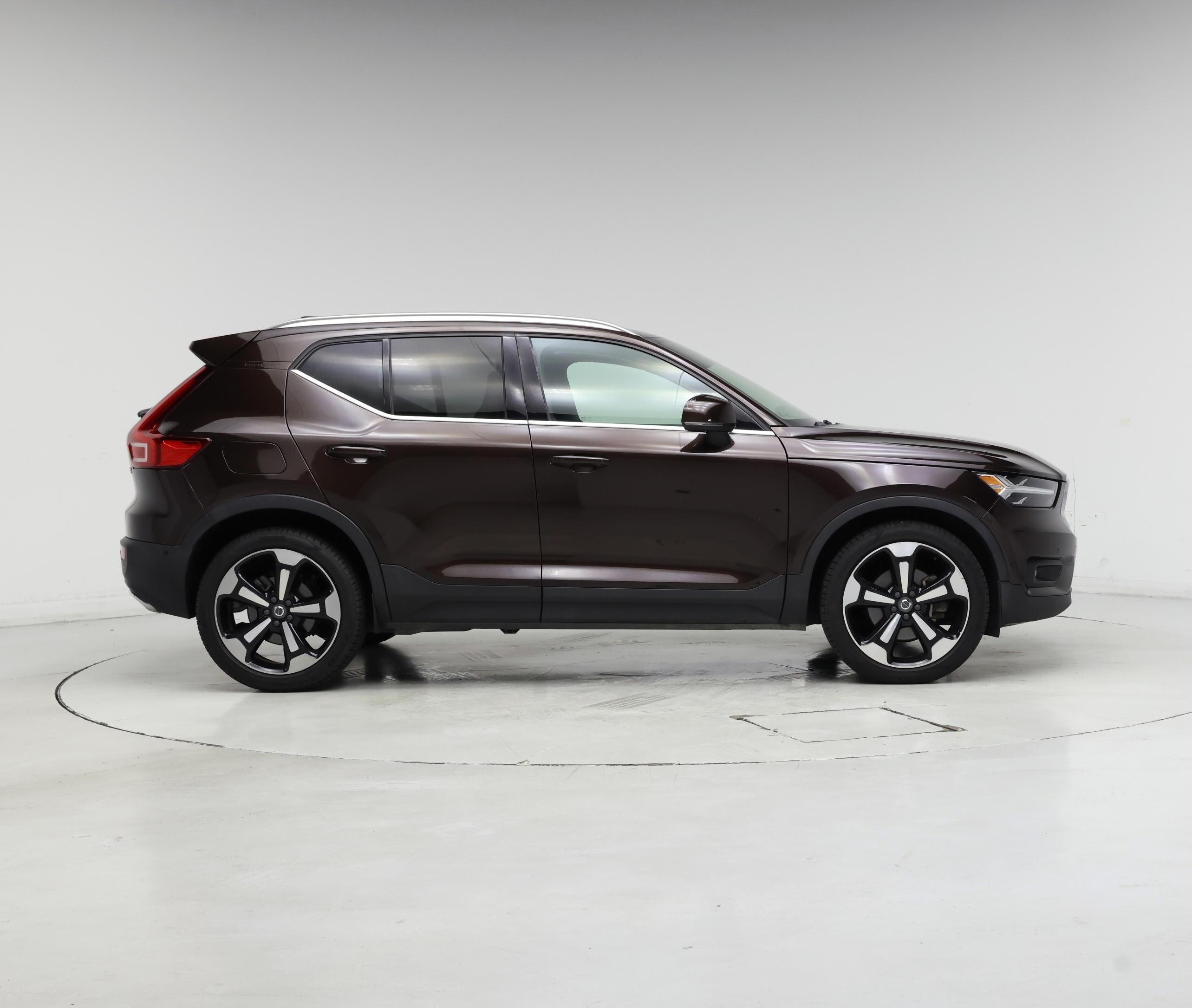 Thumbnail: 2019 Volvo XC40 - 7