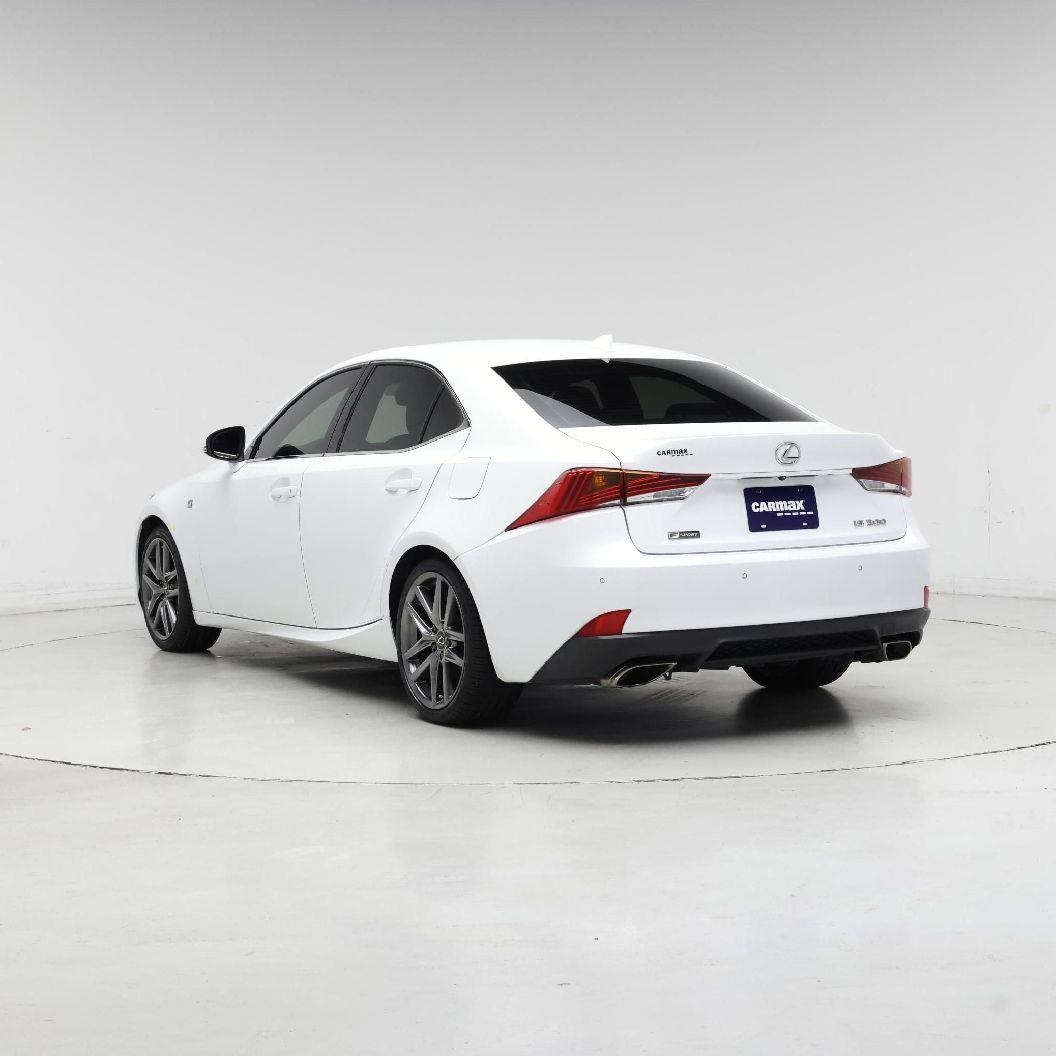 Thumbnail: 2019 Lexus IS - 2