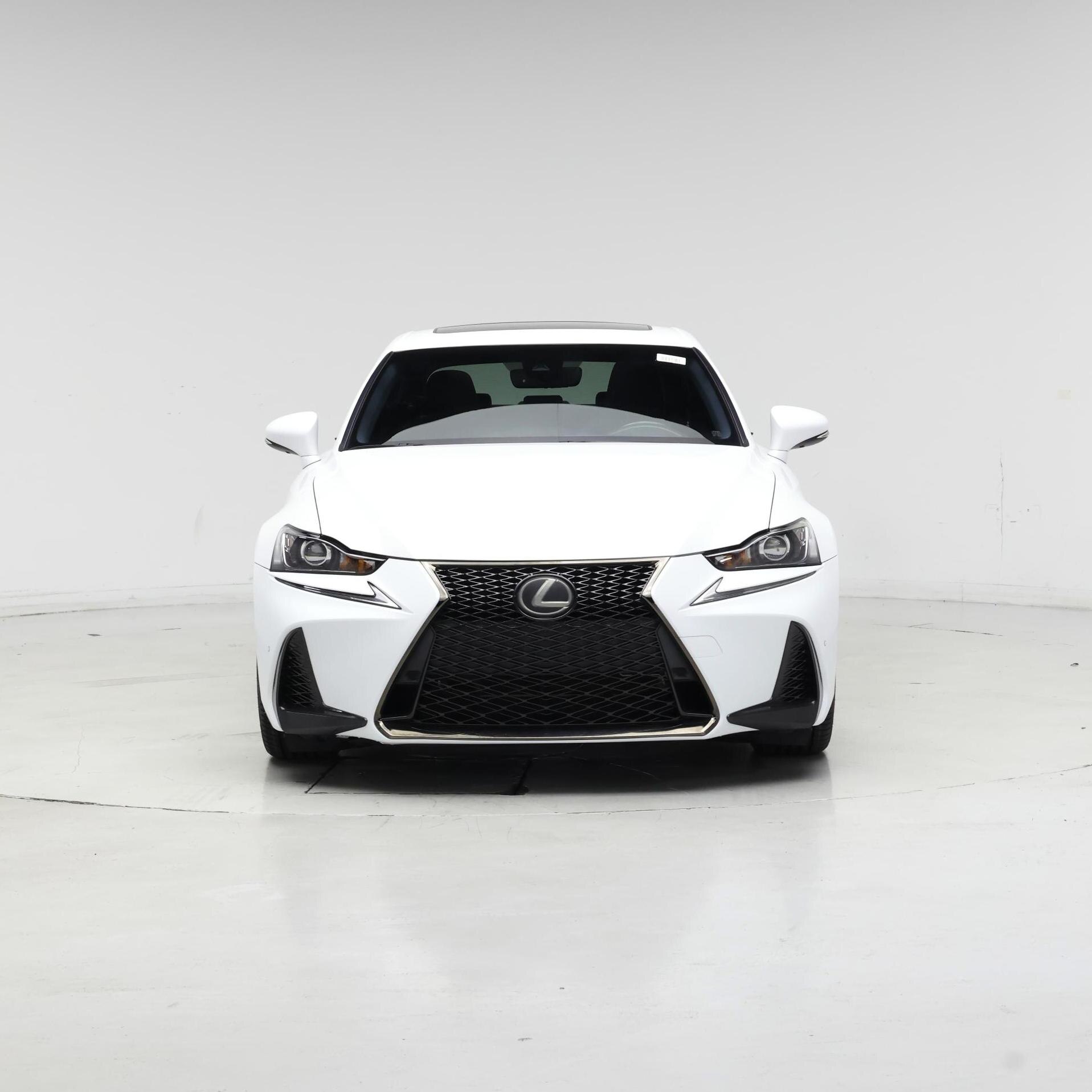 Thumbnail: 2019 Lexus IS - 5