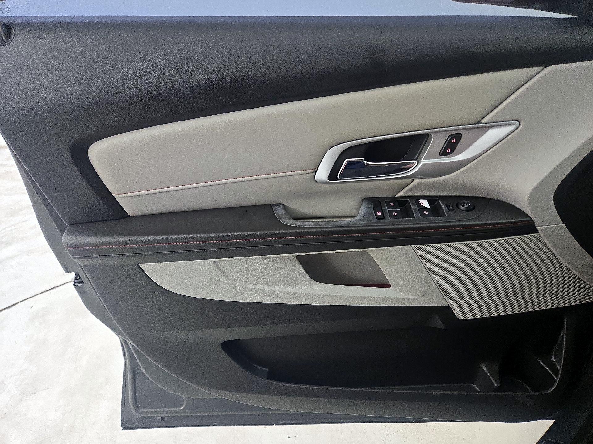 Thumbnail: 2013 GMC Terrain - 12
