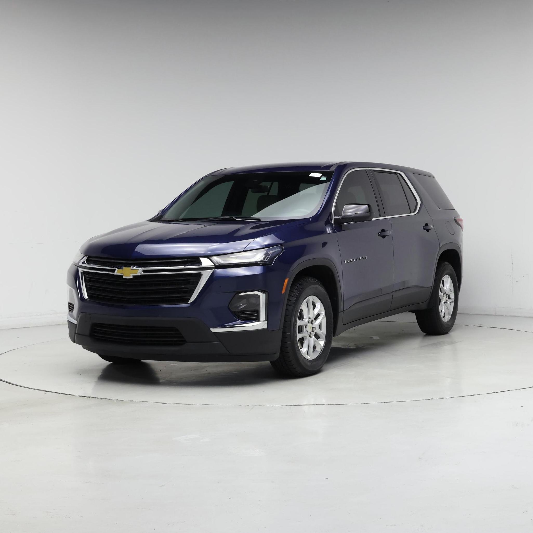 Thumbnail: 2023 Chevrolet Traverse - 4
