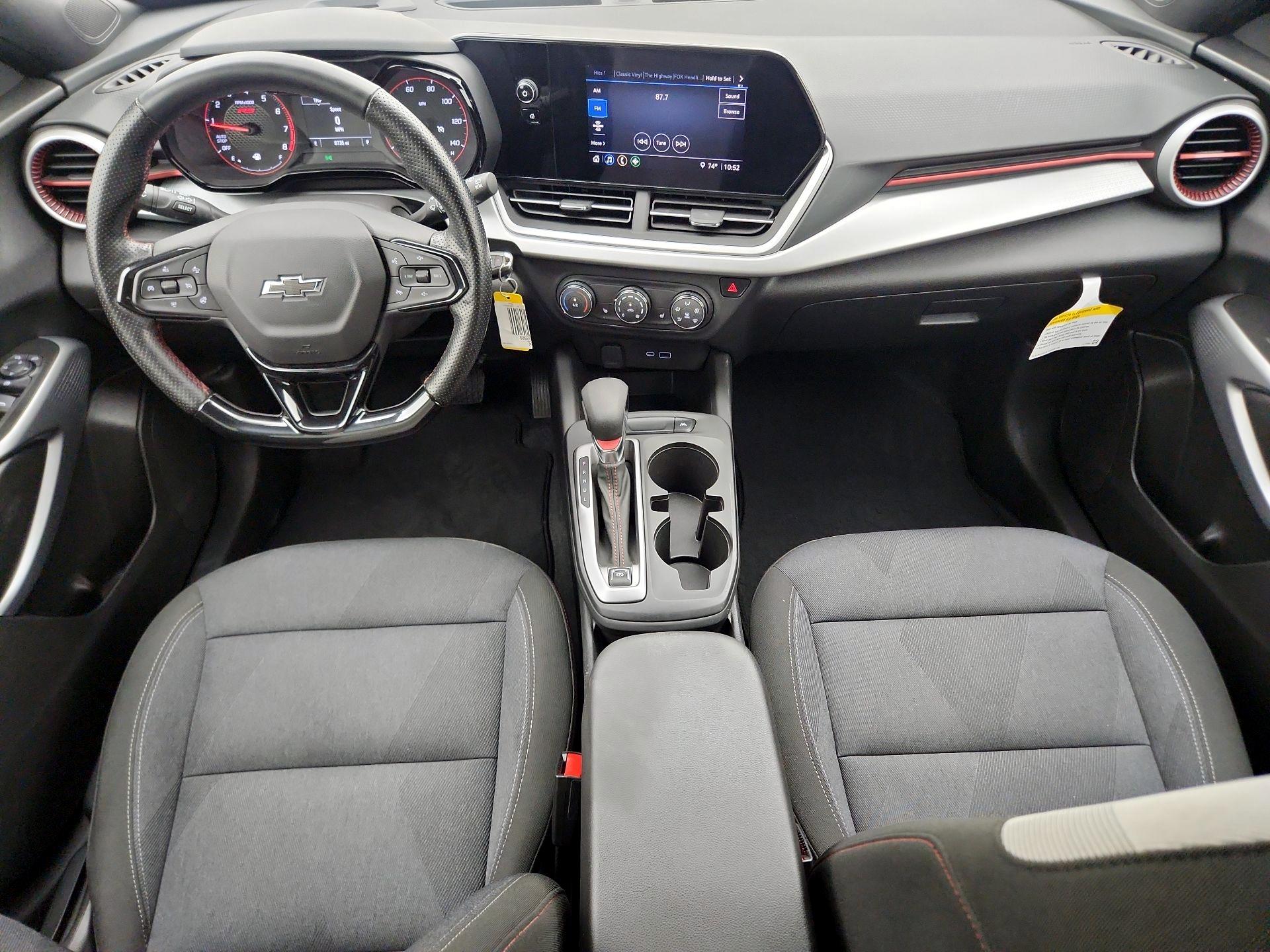 Thumbnail: 2024 Chevrolet Trax - 9