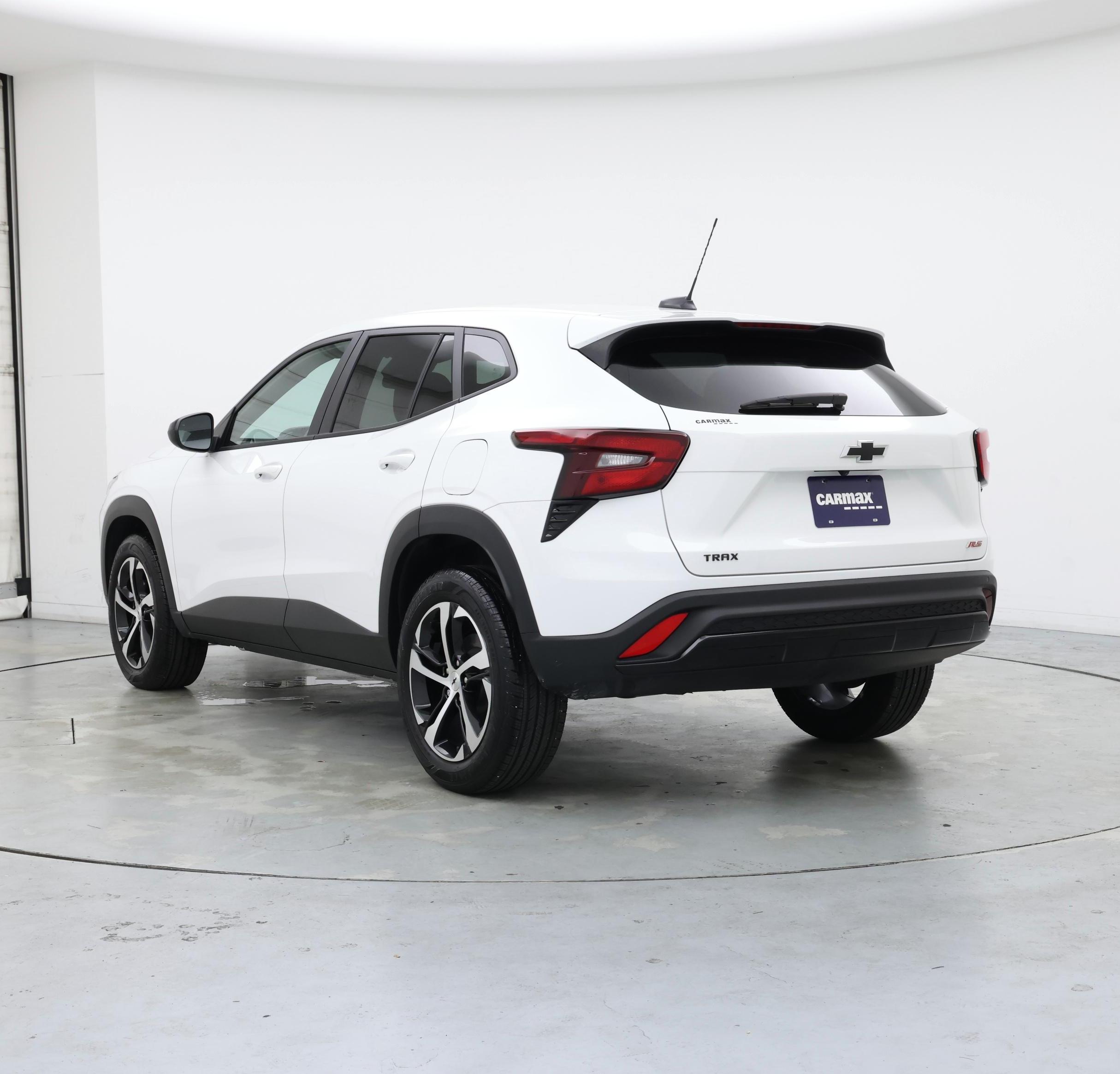 Thumbnail: 2024 Chevrolet Trax - 2