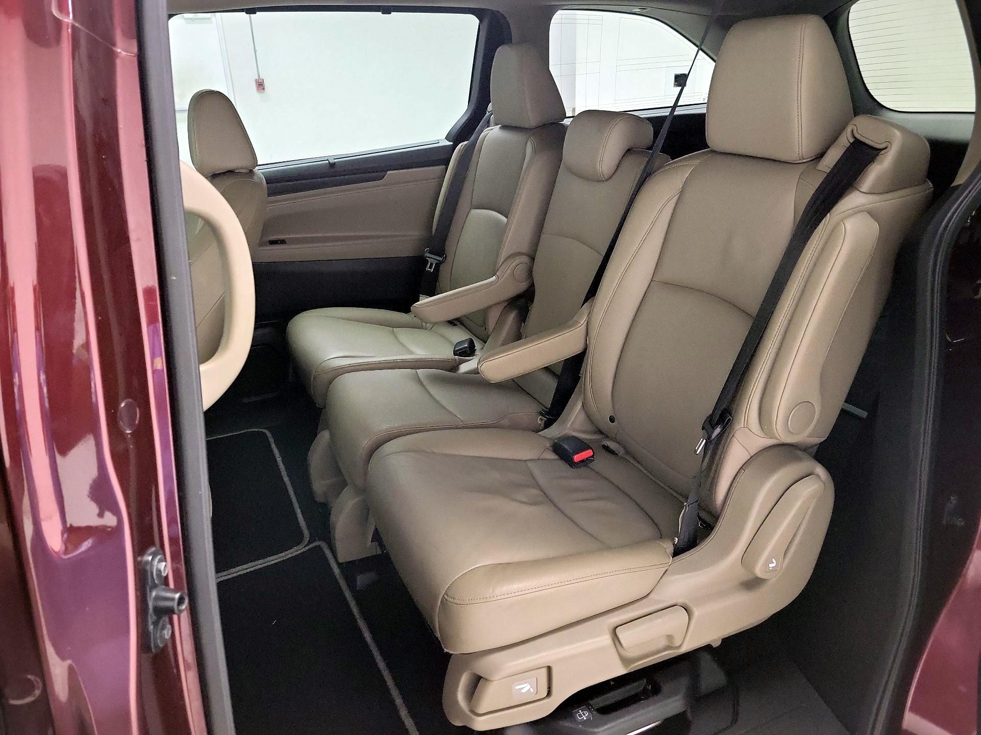 Thumbnail: 2019 Honda Odyssey - 20