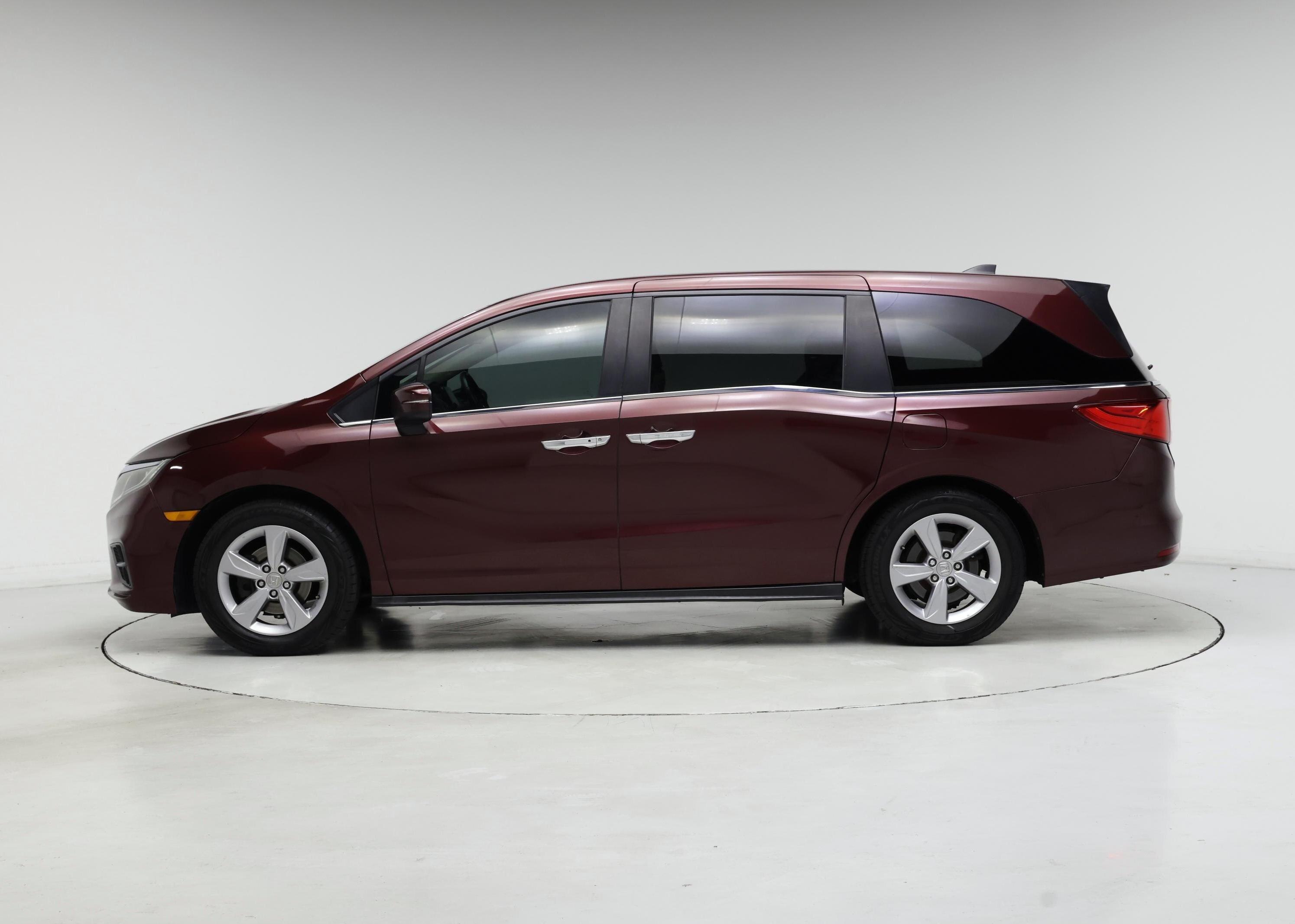 Thumbnail: 2019 Honda Odyssey - 3