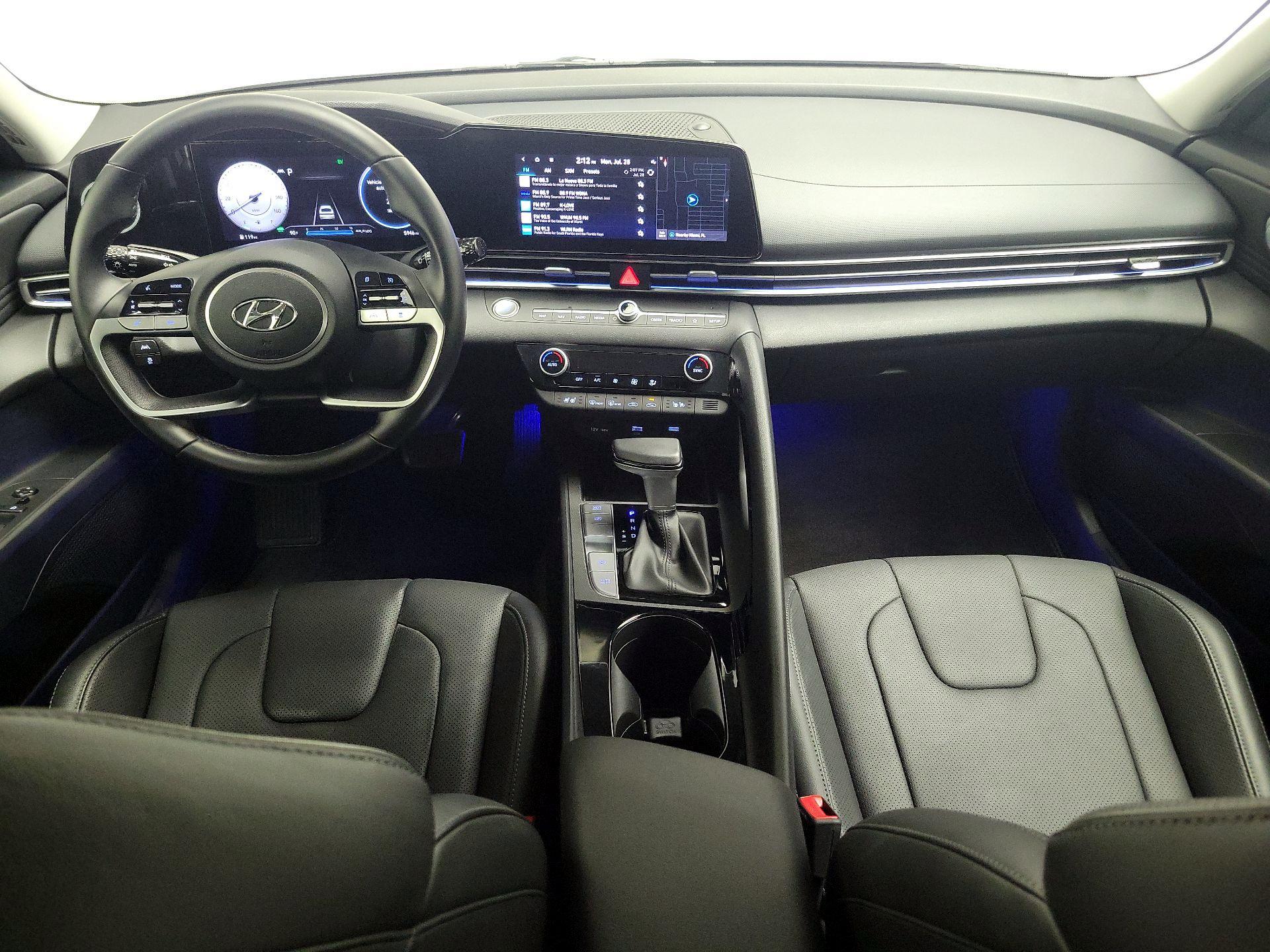 Thumbnail: 2022 Hyundai Elantra - 9