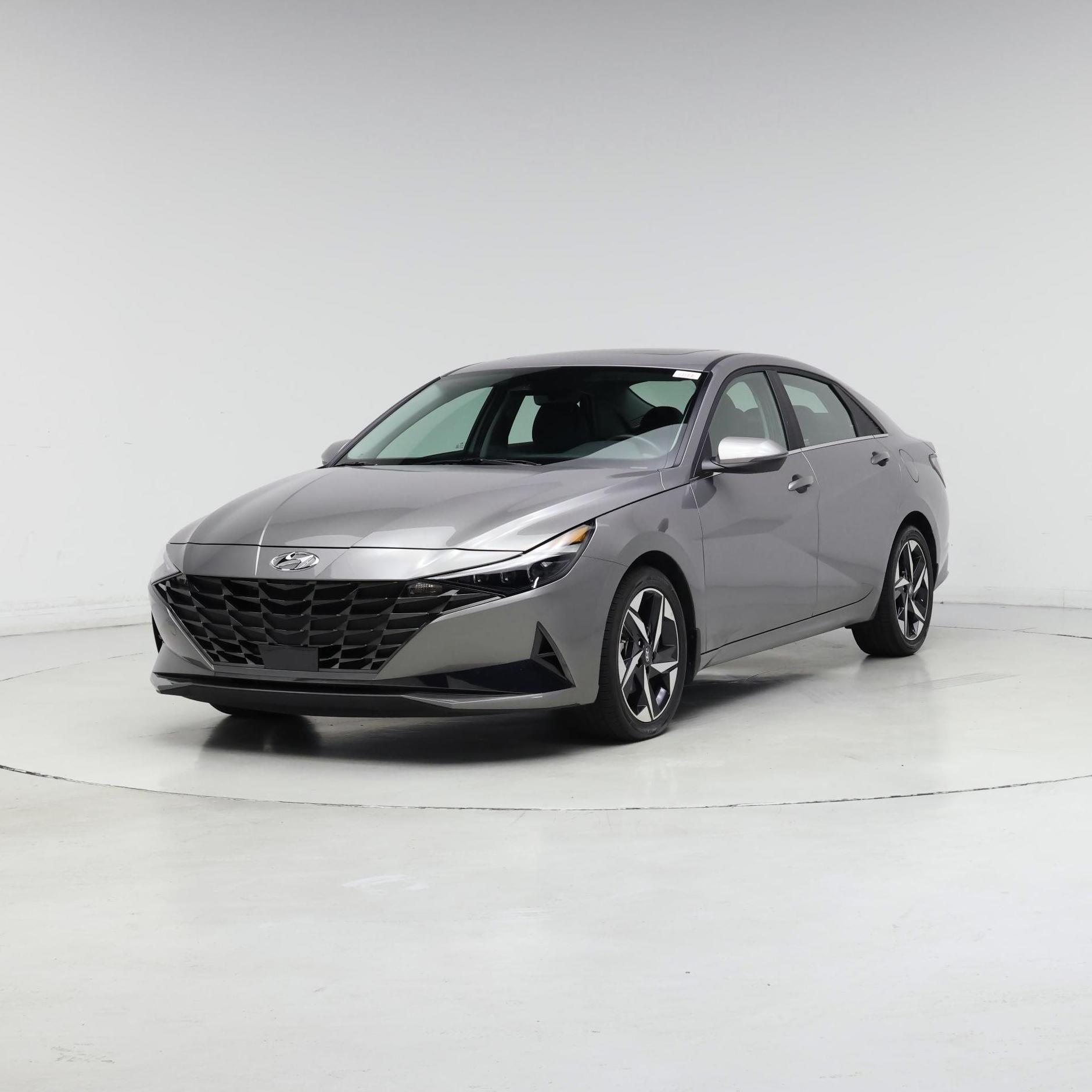 Thumbnail: 2022 Hyundai Elantra - 4