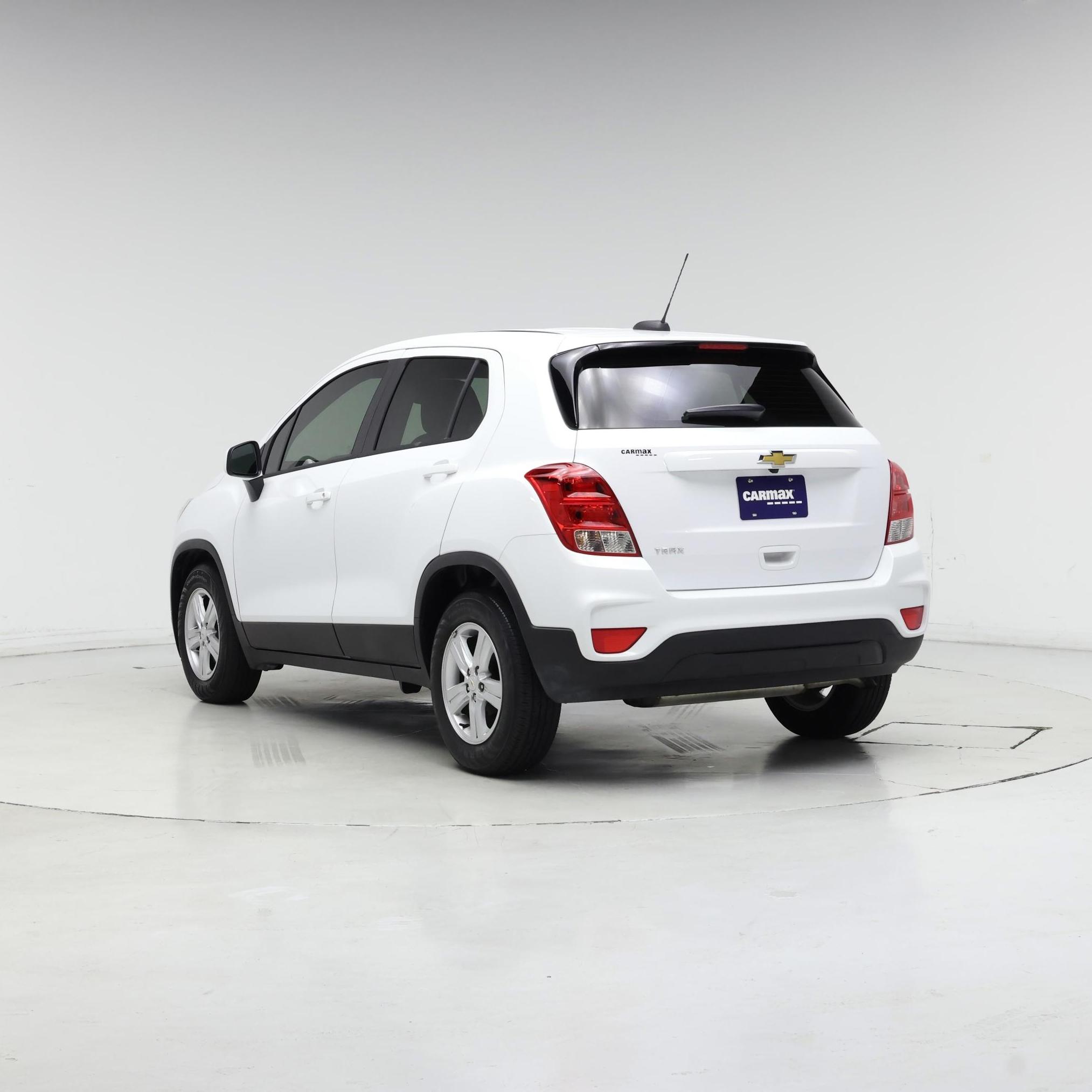 Thumbnail: 2021 Chevrolet Trax - 2