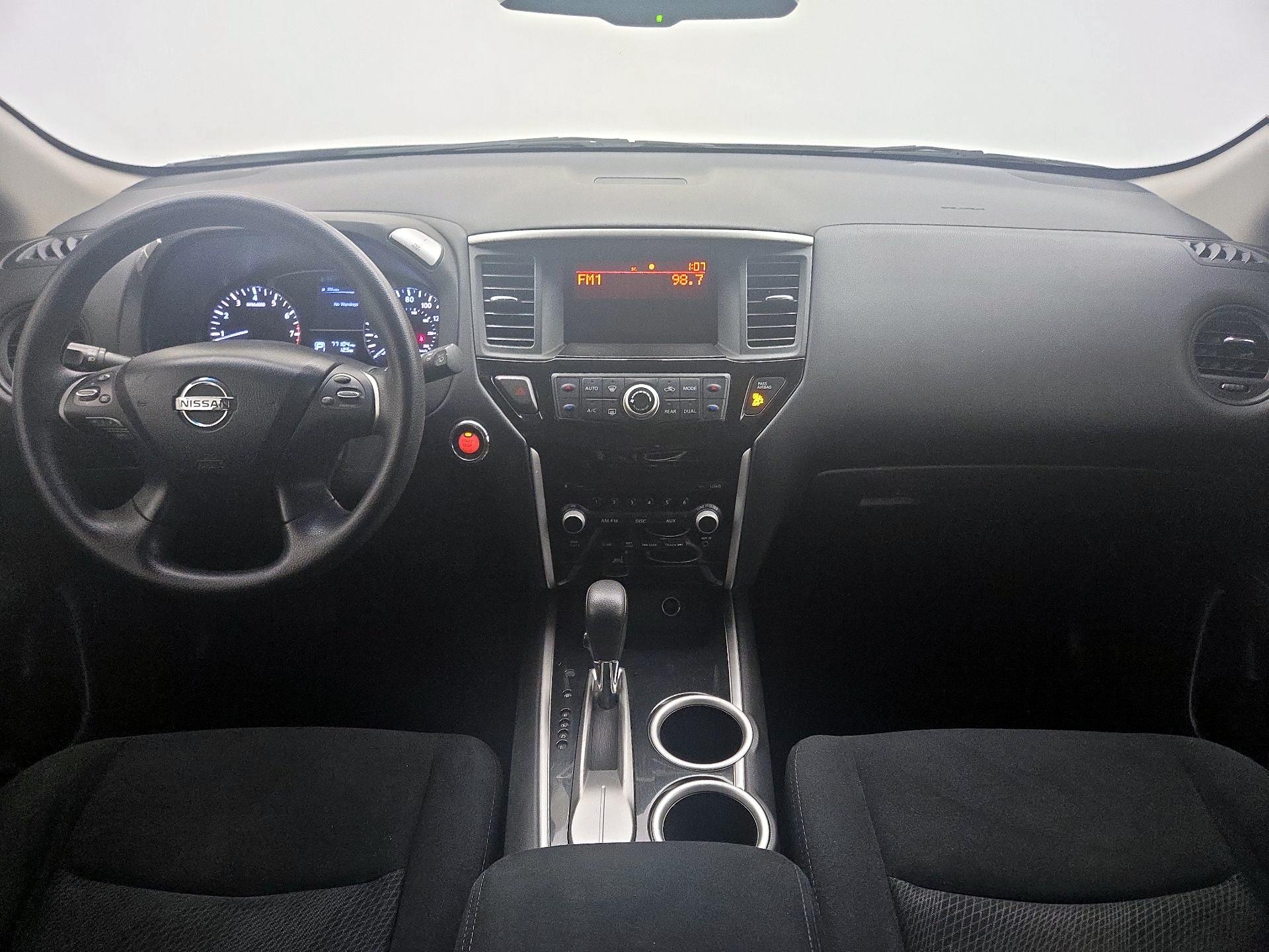 Thumbnail: 2014 Nissan Pathfinder - 9