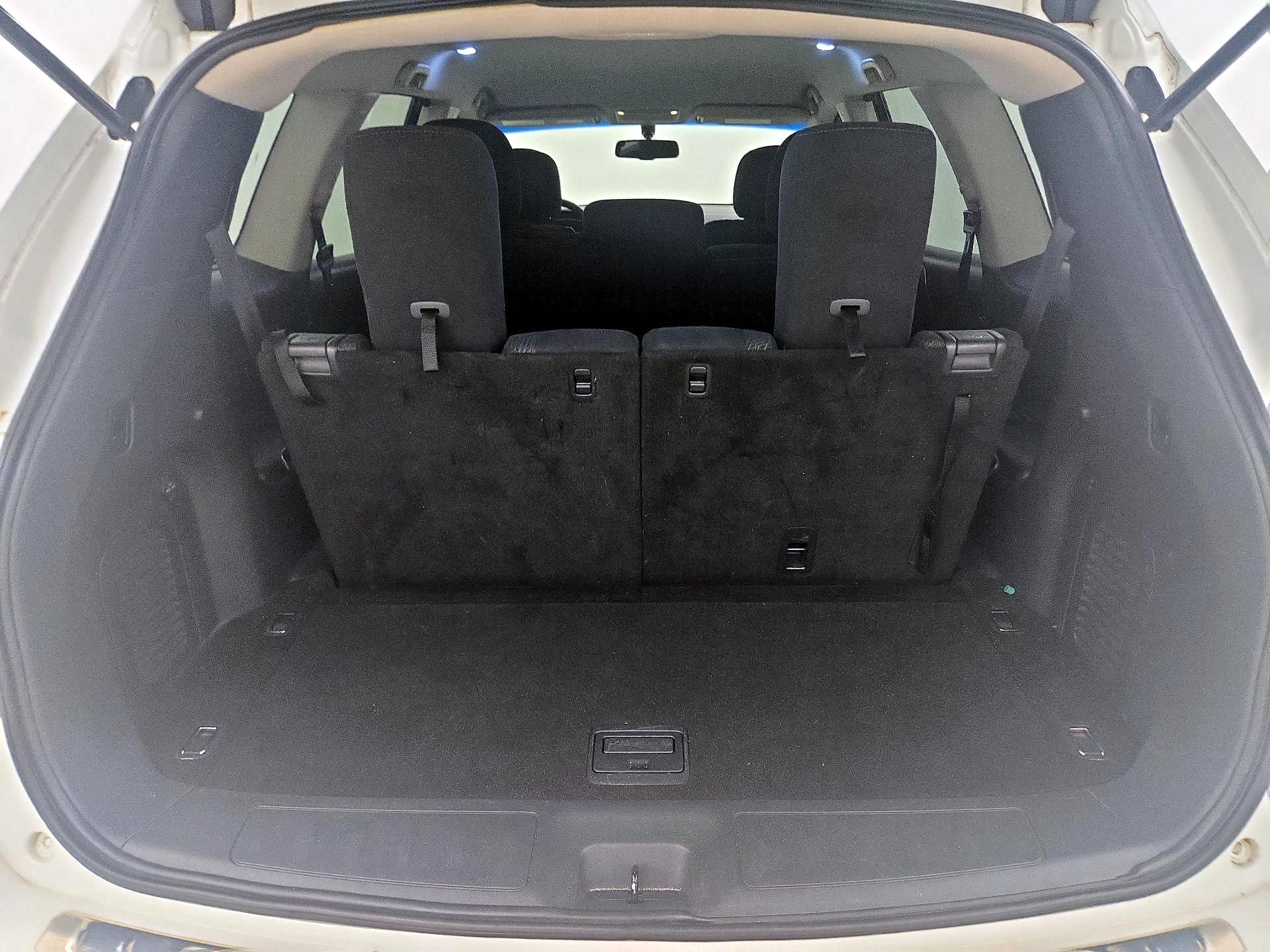 Thumbnail: 2014 Nissan Pathfinder - 20