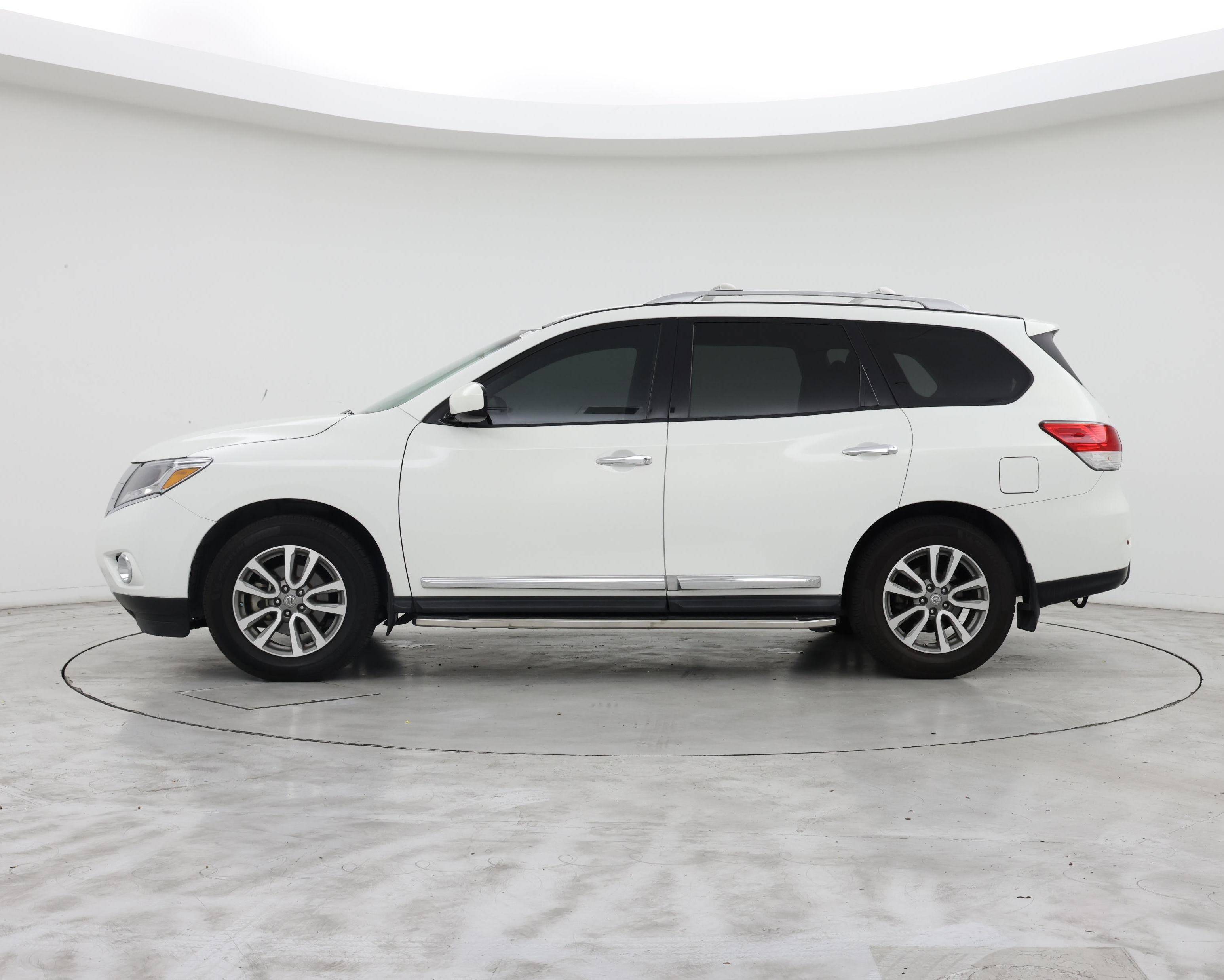 Thumbnail: 2014 Nissan Pathfinder - 3