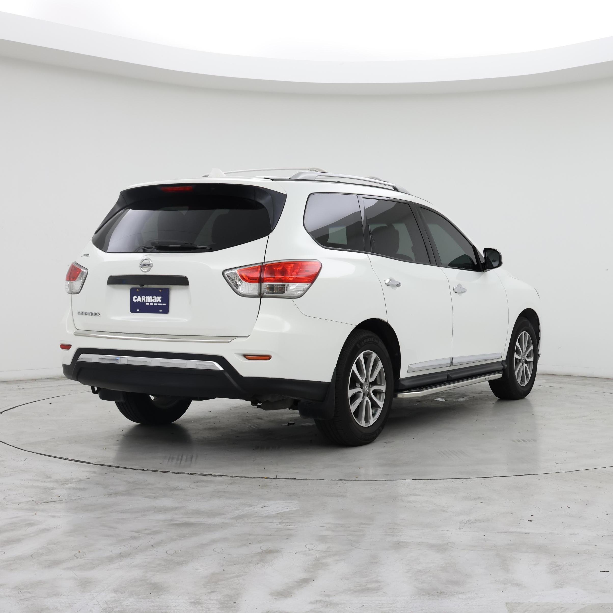 Thumbnail: 2014 Nissan Pathfinder - 8
