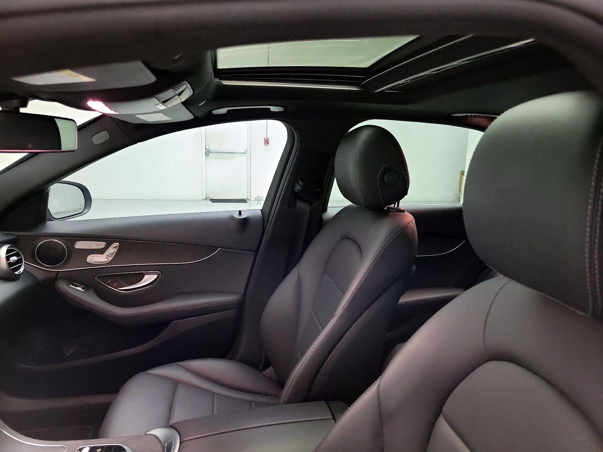 Thumbnail: 2020 Mercedes-Benz C-Class - 19