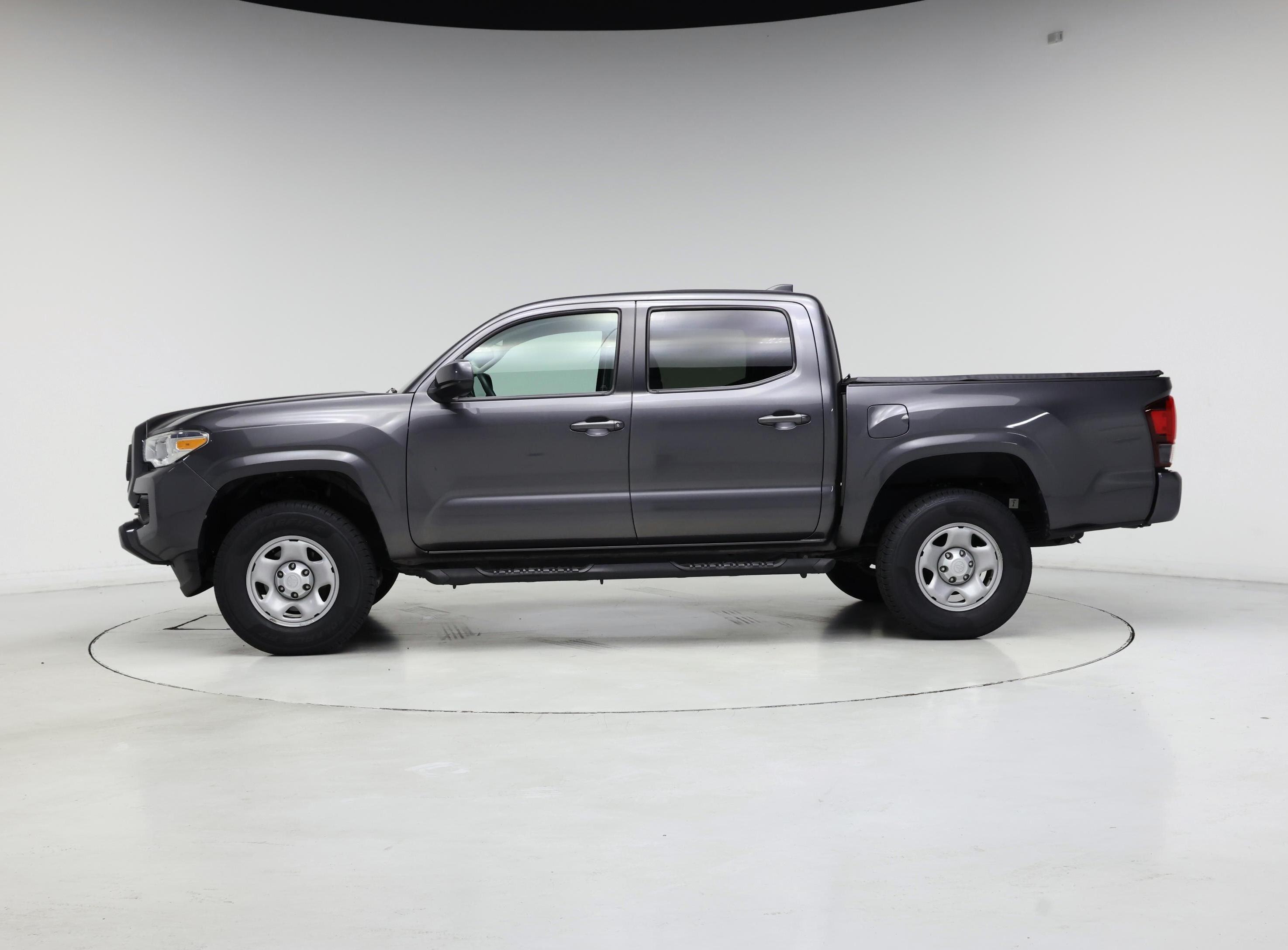 Thumbnail: 2022 Toyota Tacoma - 3
