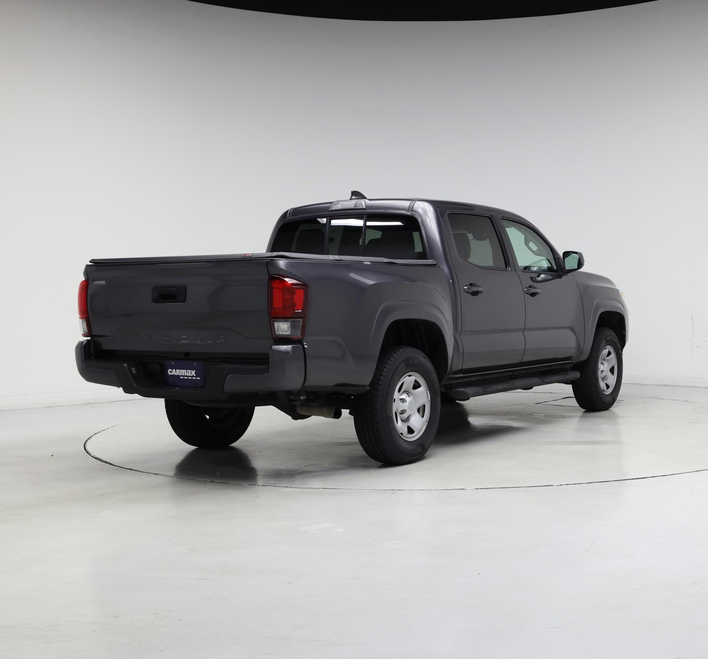 Thumbnail: 2022 Toyota Tacoma - 8