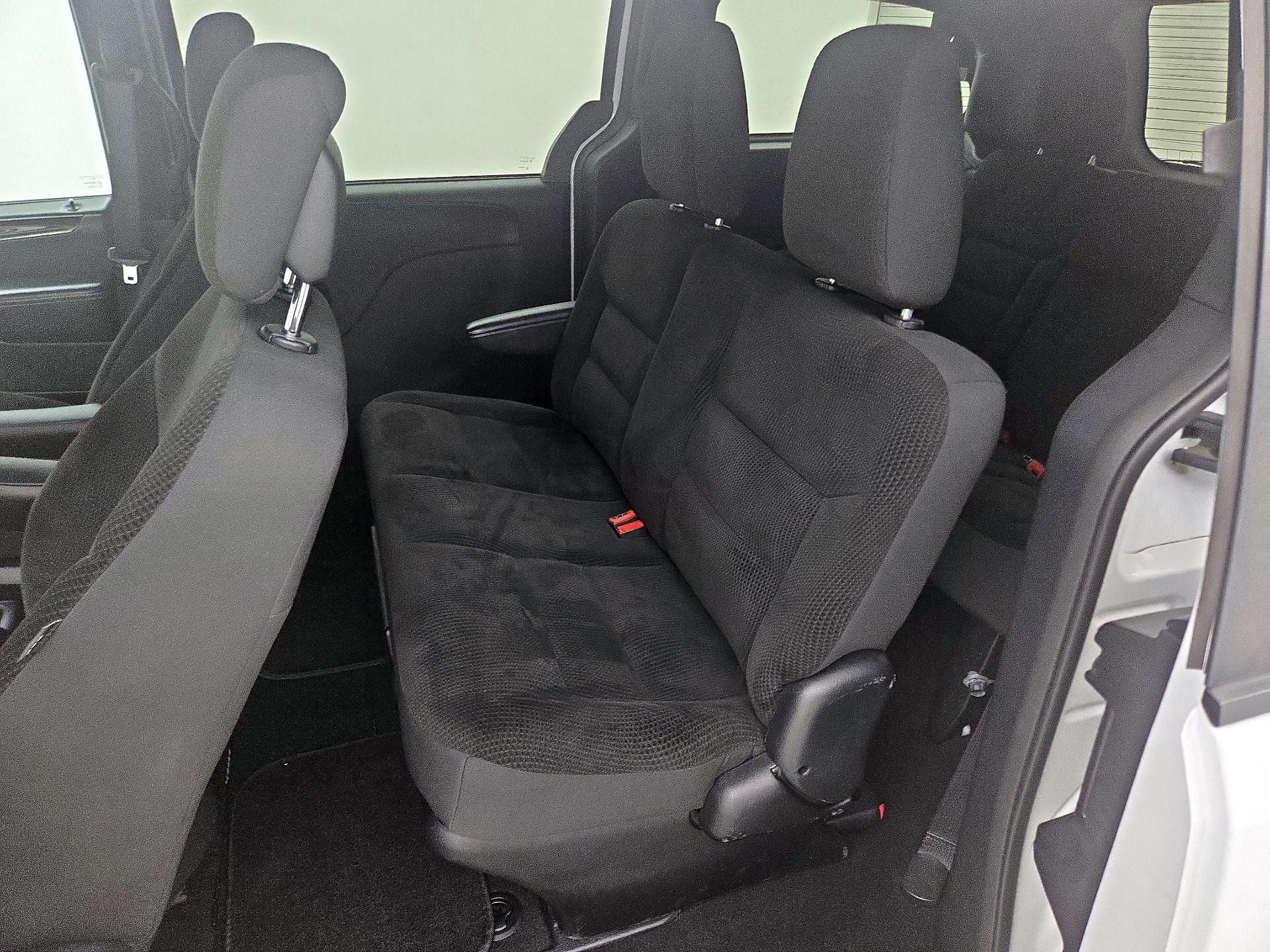 Thumbnail: 2019 Dodge Grand Caravan - 19