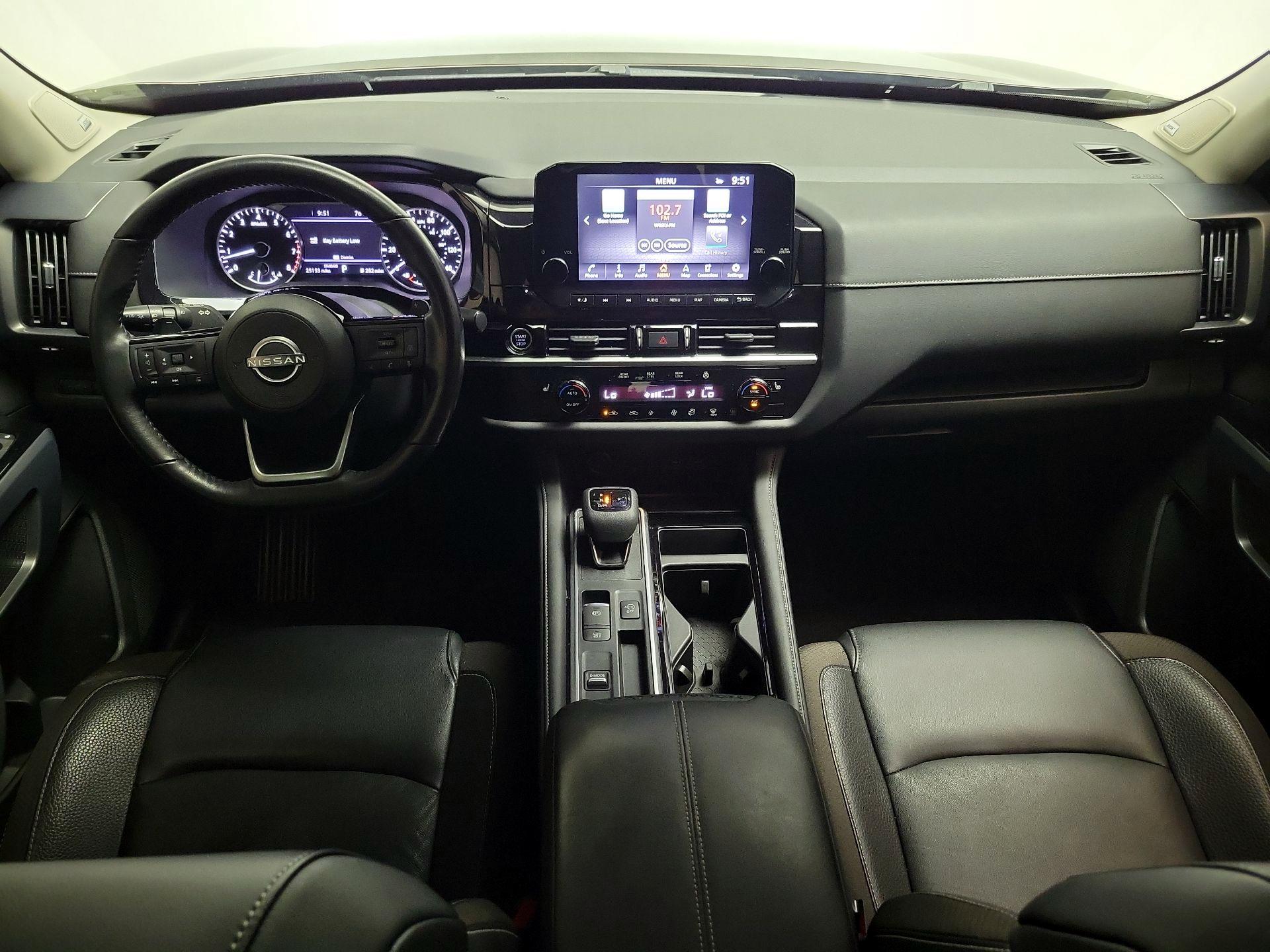Thumbnail: 2022 Nissan Pathfinder - 9