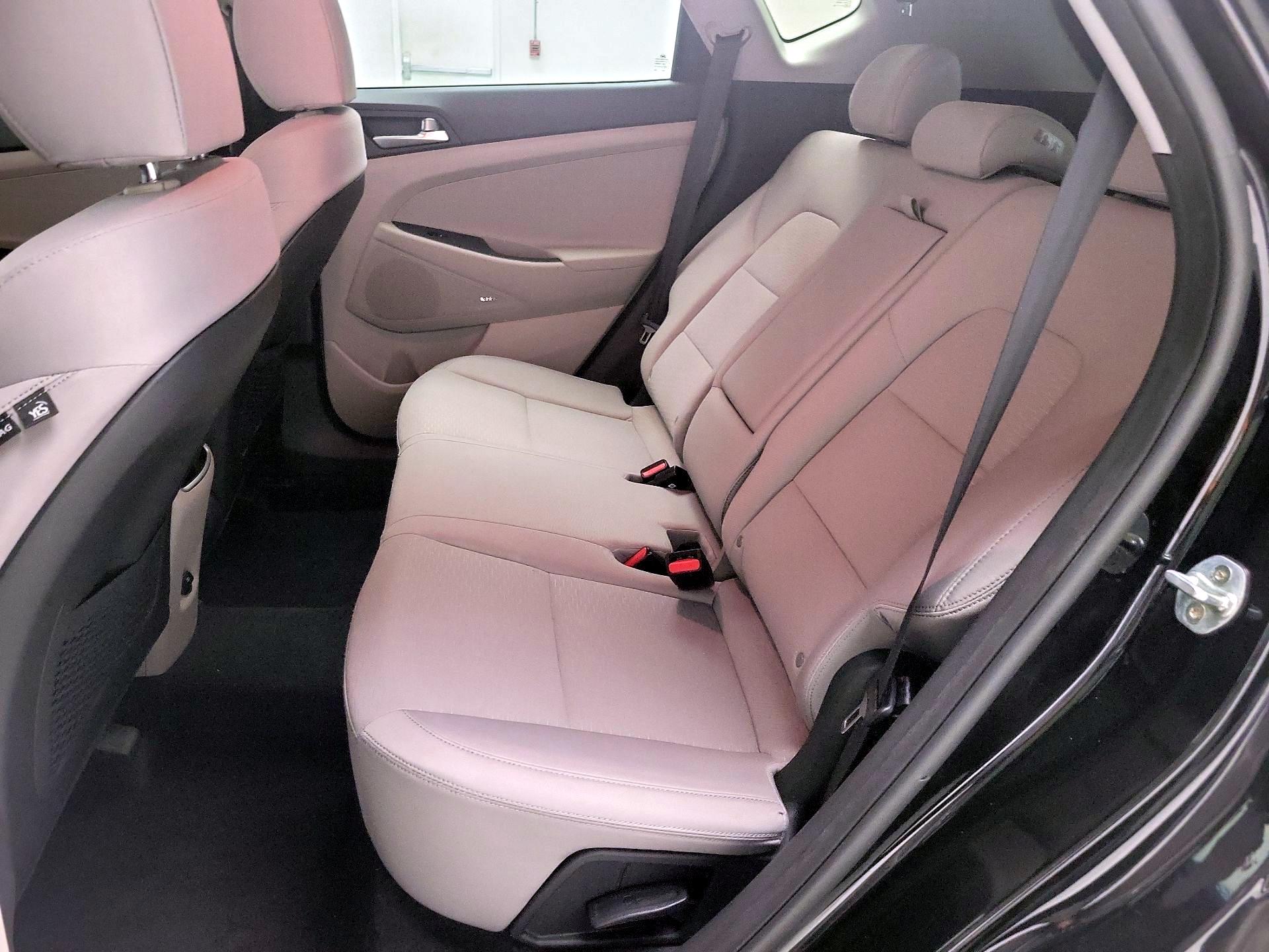 Thumbnail: 2020 Hyundai Tucson - 19