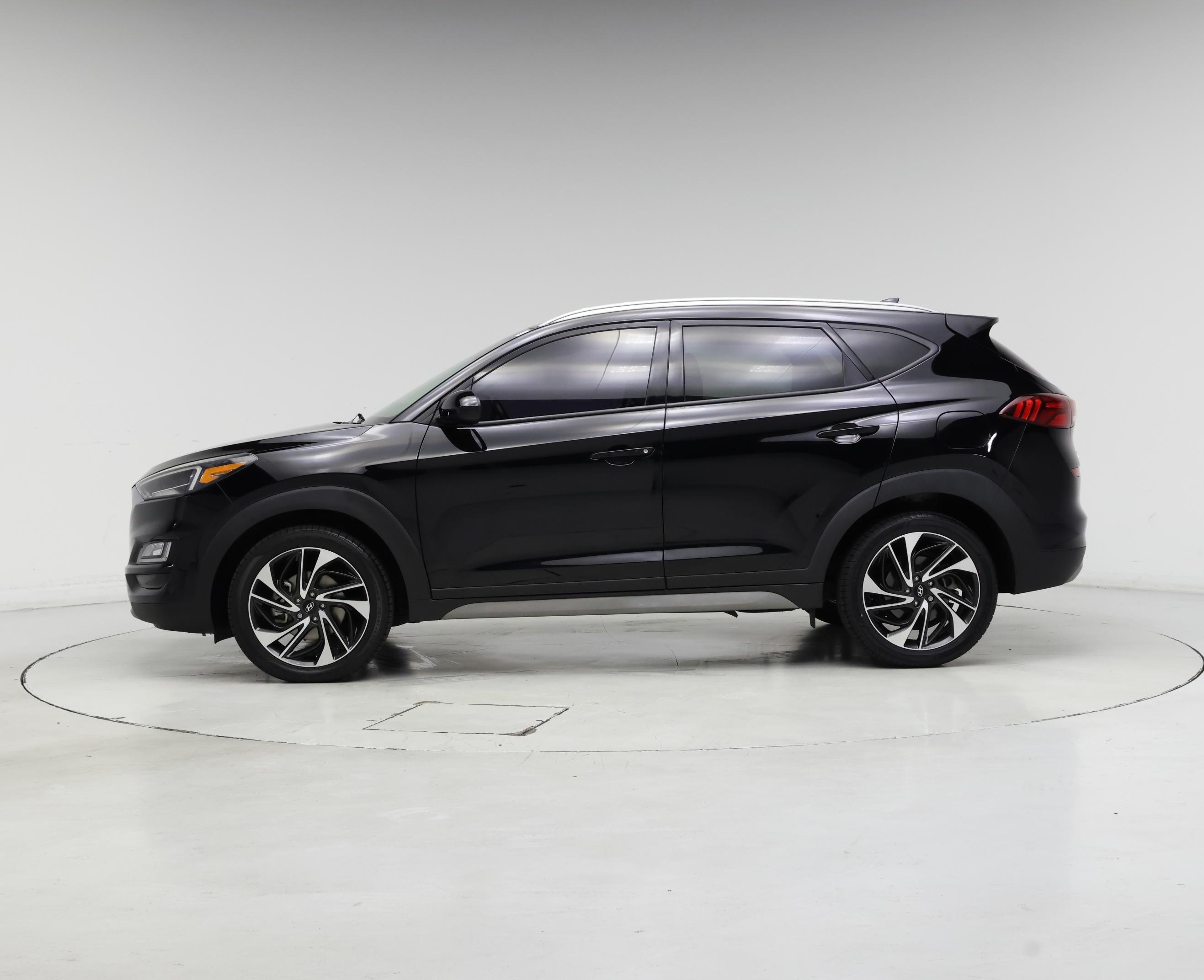 Thumbnail: 2020 Hyundai Tucson - 3