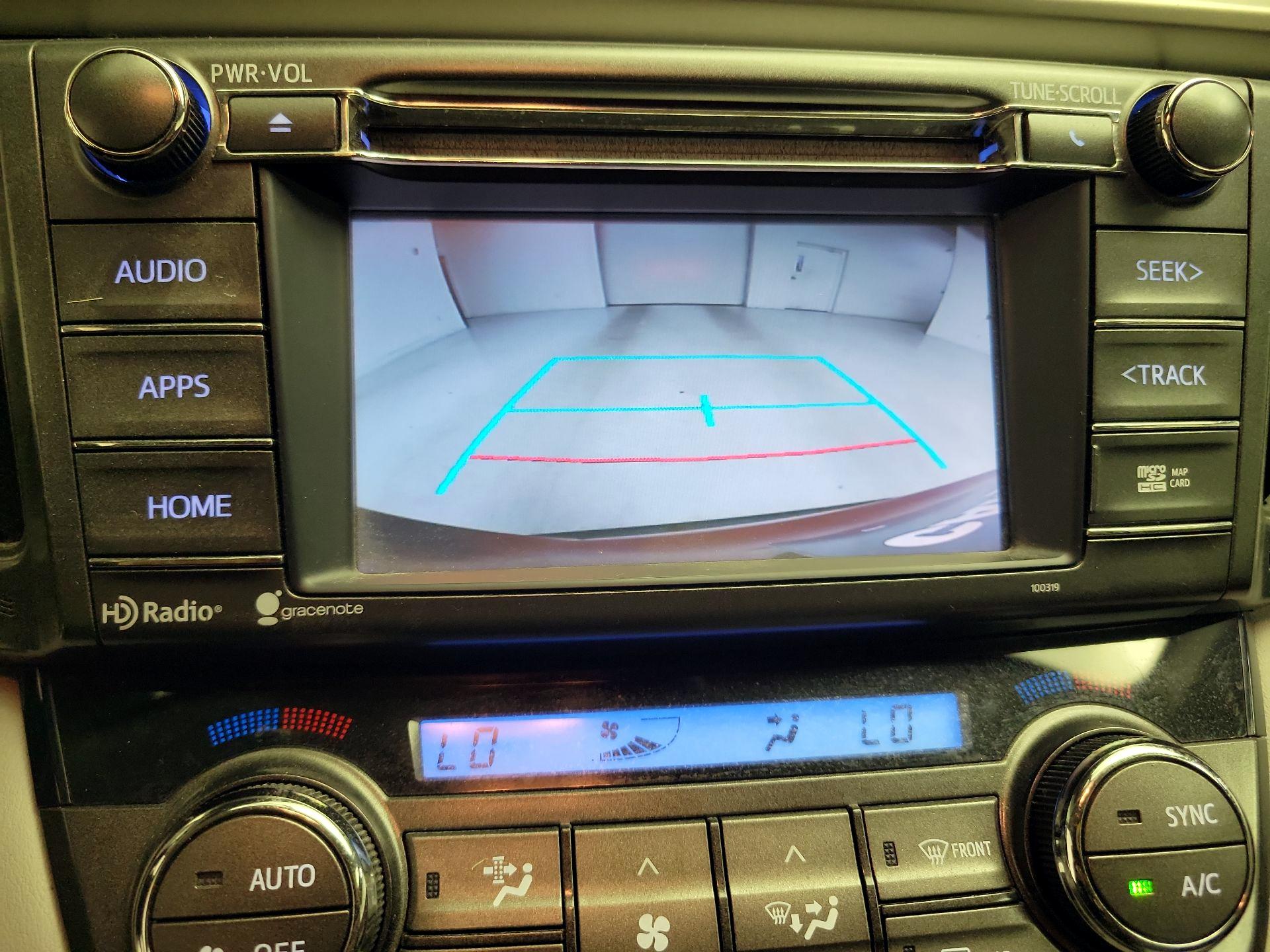 Thumbnail: 2015 Toyota RAV4 - 14