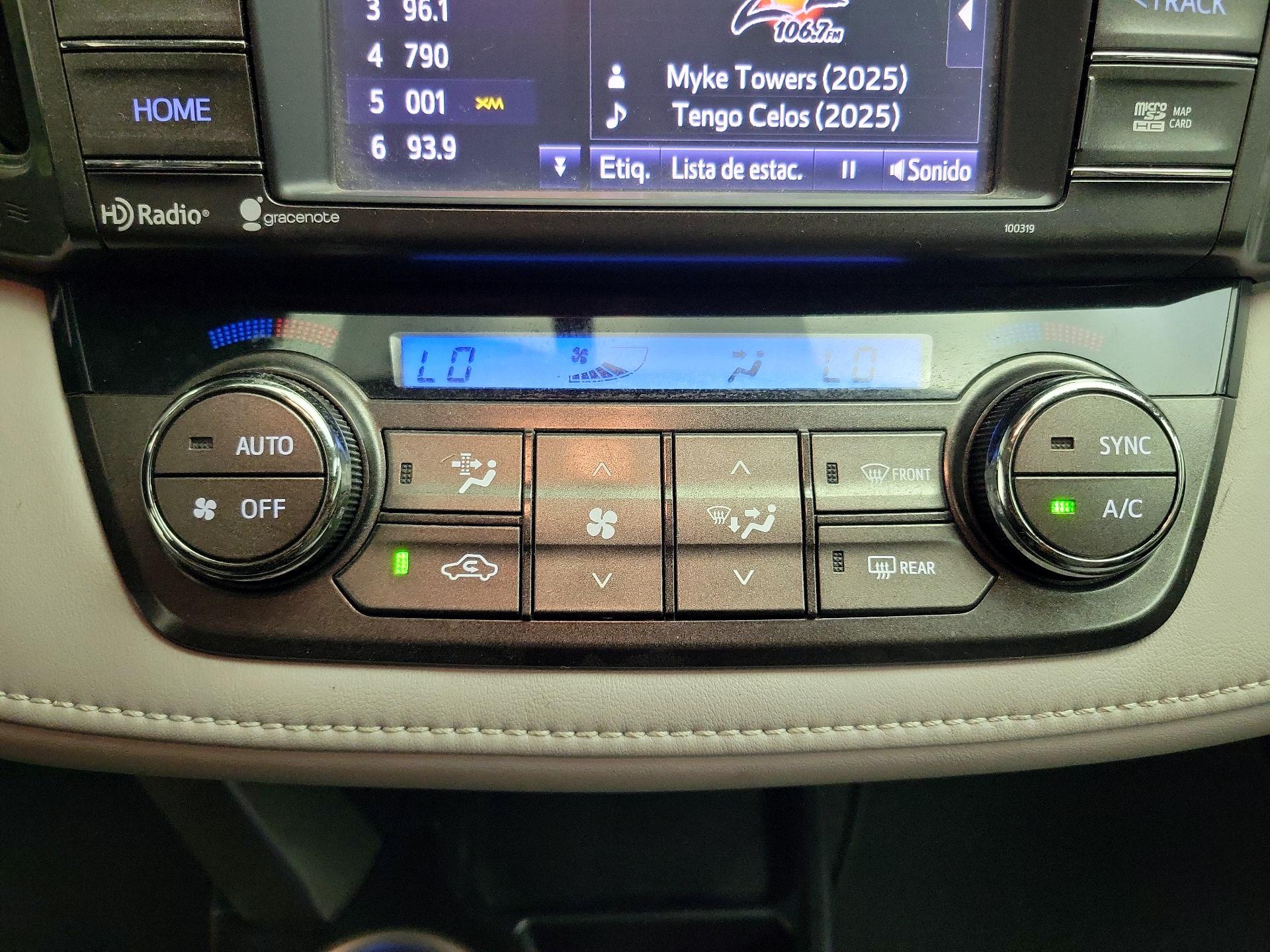 Thumbnail: 2015 Toyota RAV4 - 16