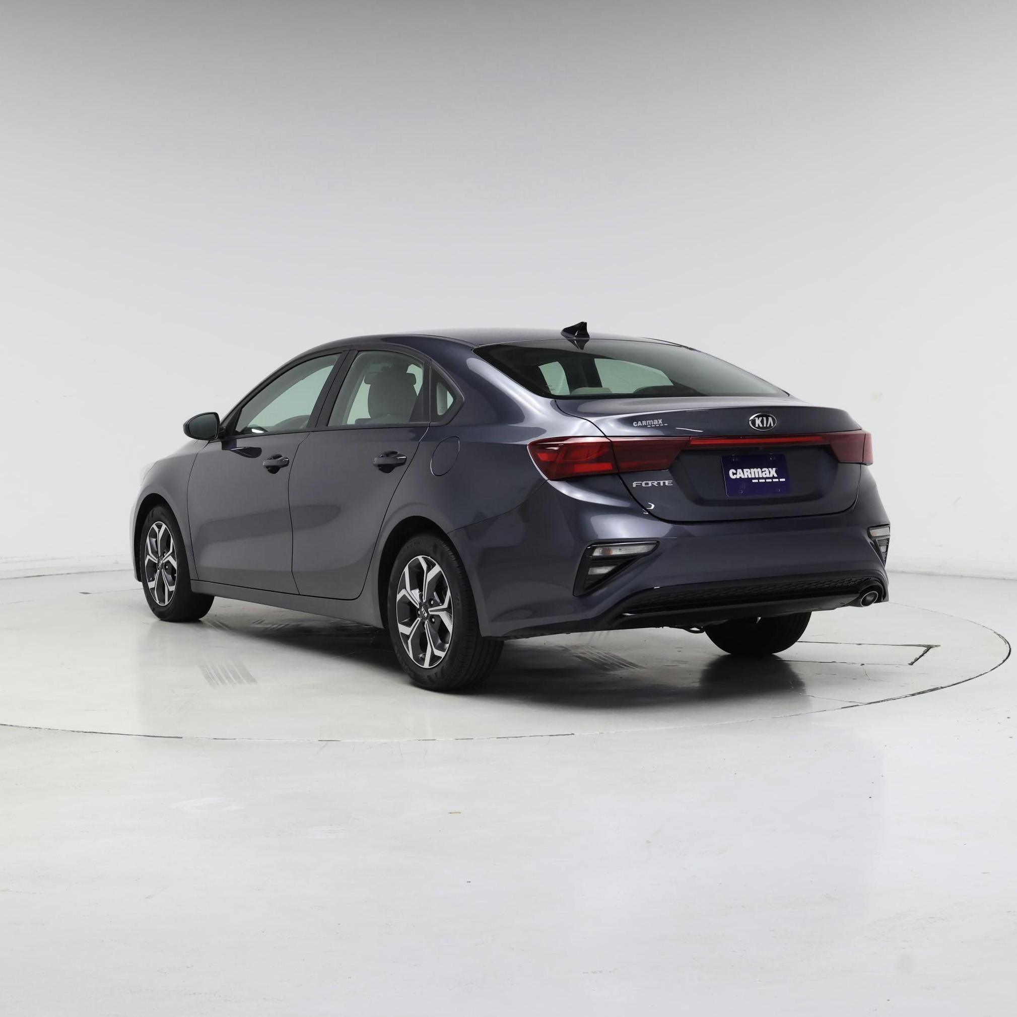 Thumbnail: 2021 Kia Forte - 2