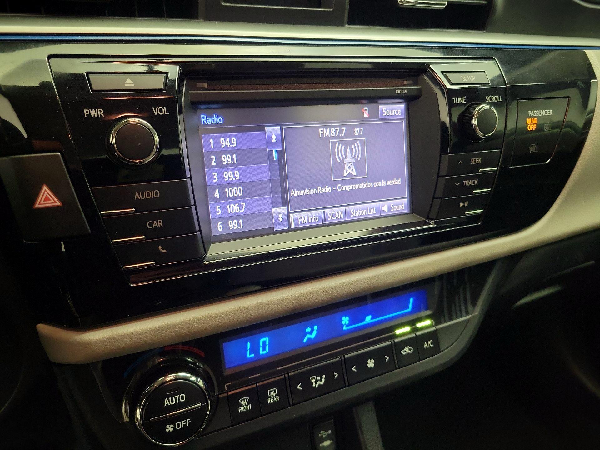 Thumbnail: 2015 Toyota Corolla - 15