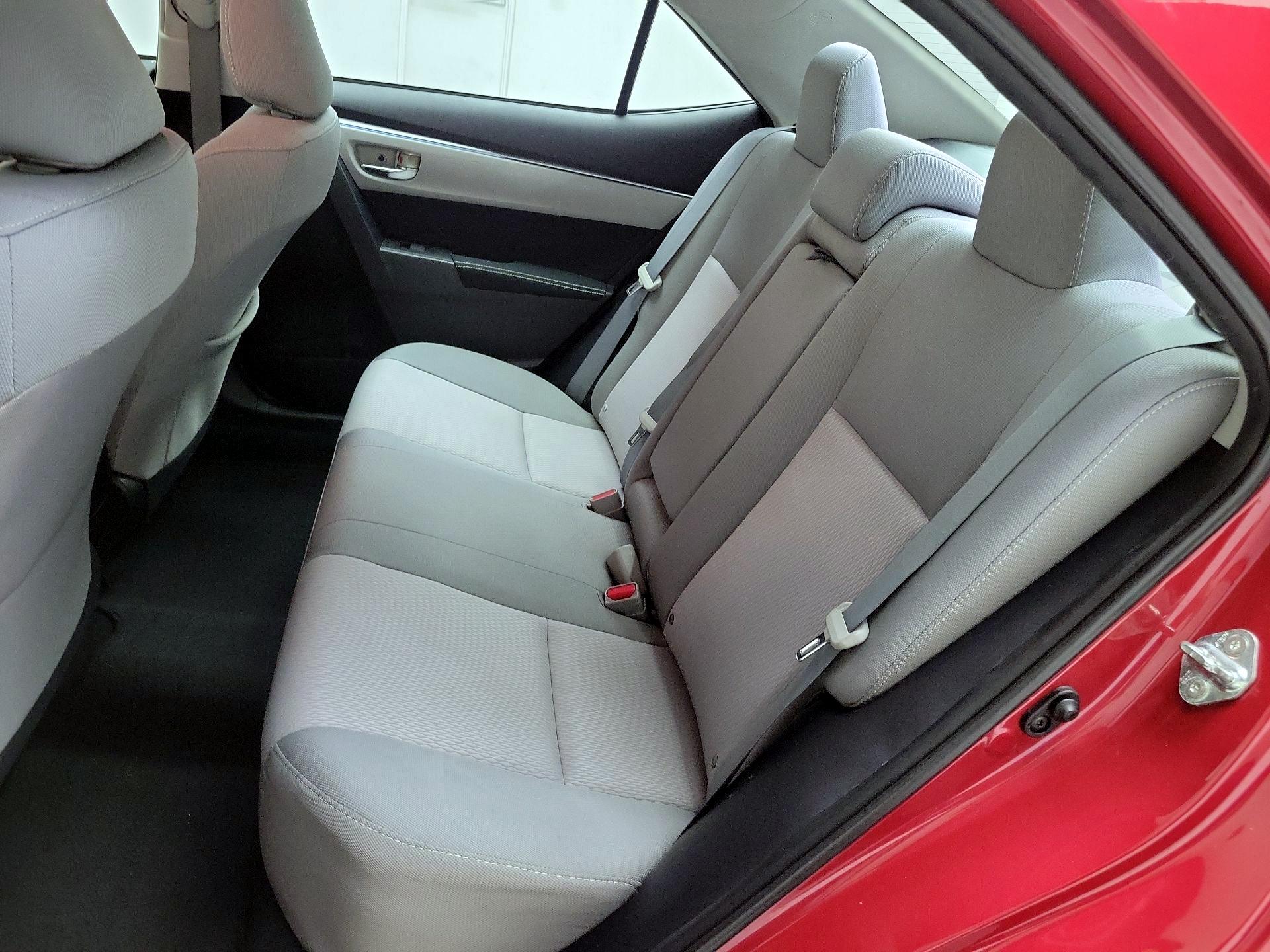 Thumbnail: 2015 Toyota Corolla - 19