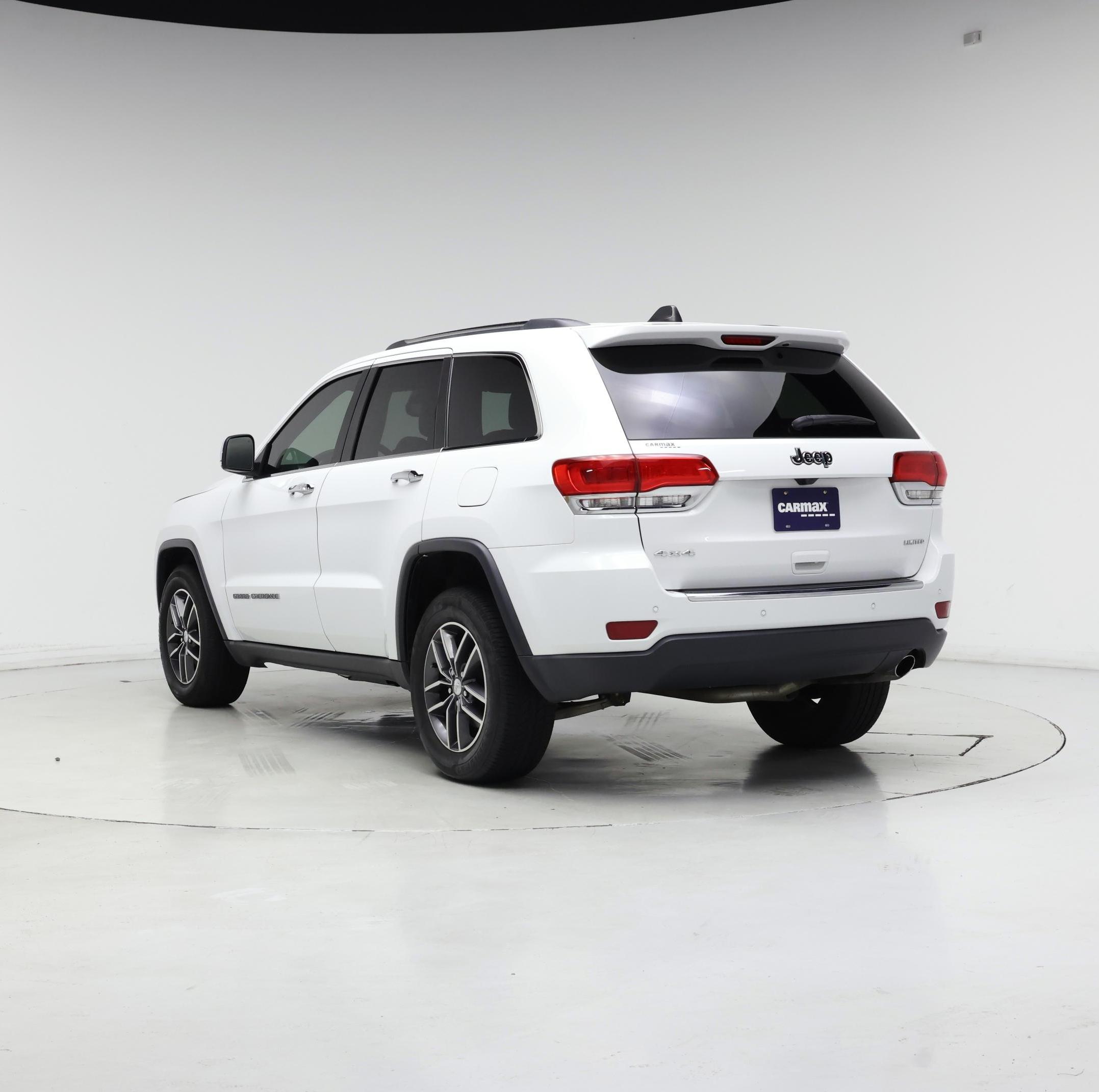 Thumbnail: 2018 Jeep Grand Cherokee - 2