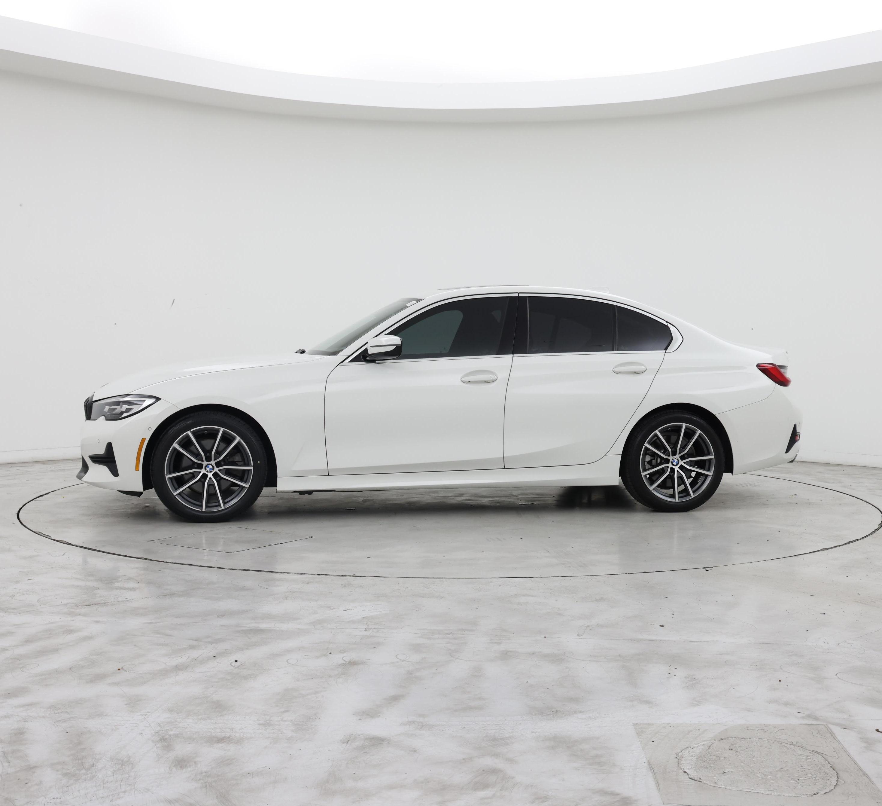 Thumbnail: 2020 BMW 3 Series - 3